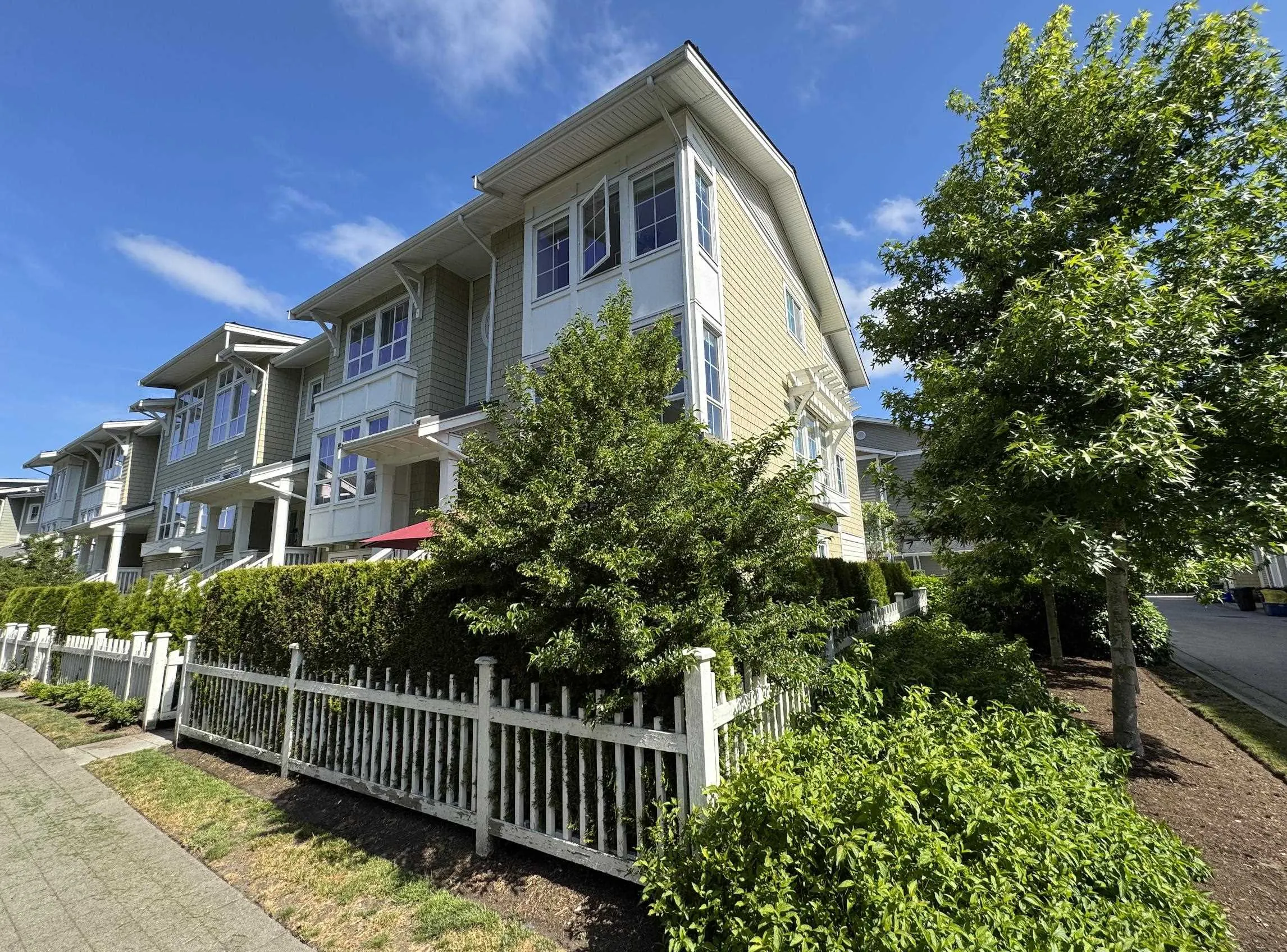 5551 Admiral Way #47