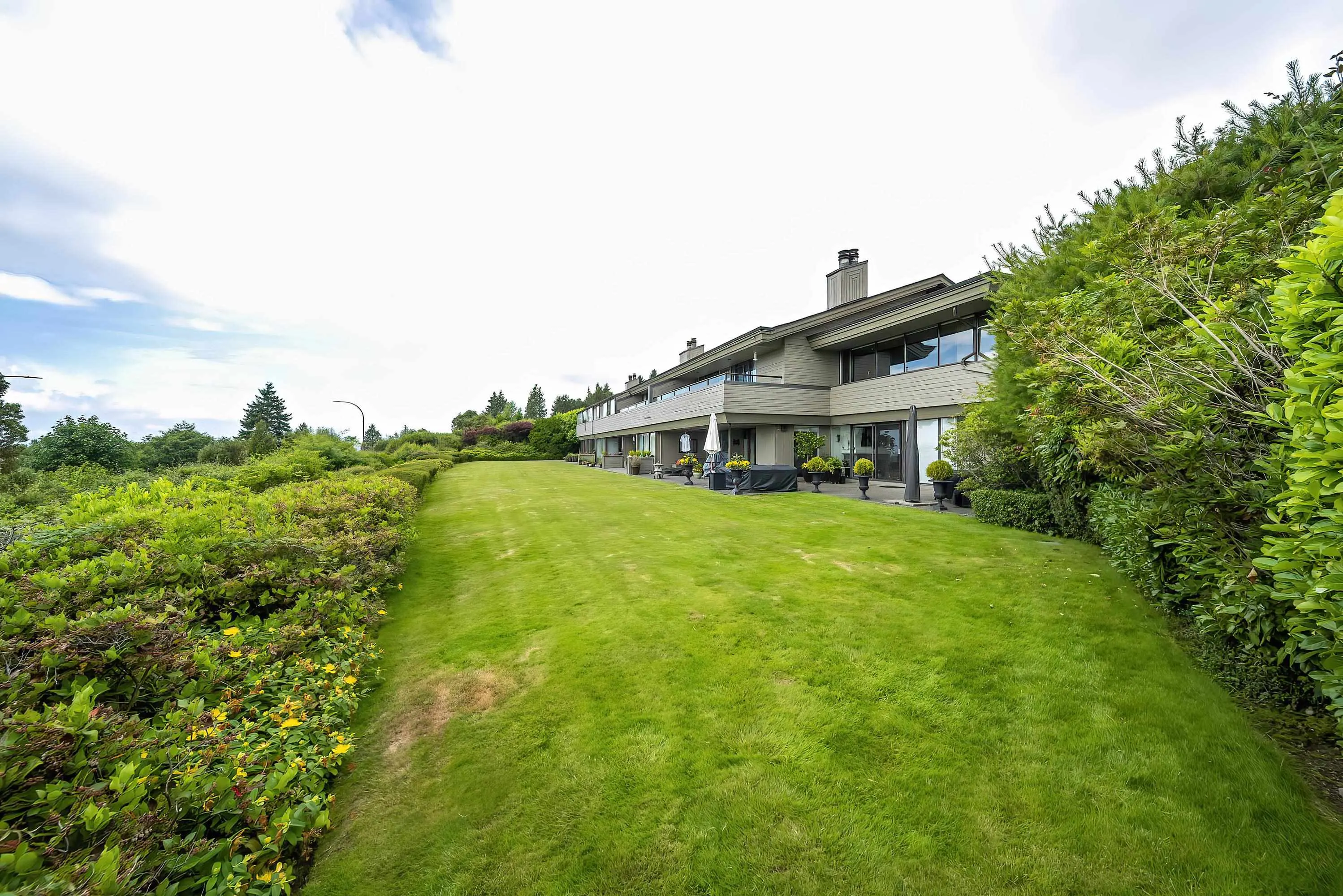 2202 Folkestone Way #49