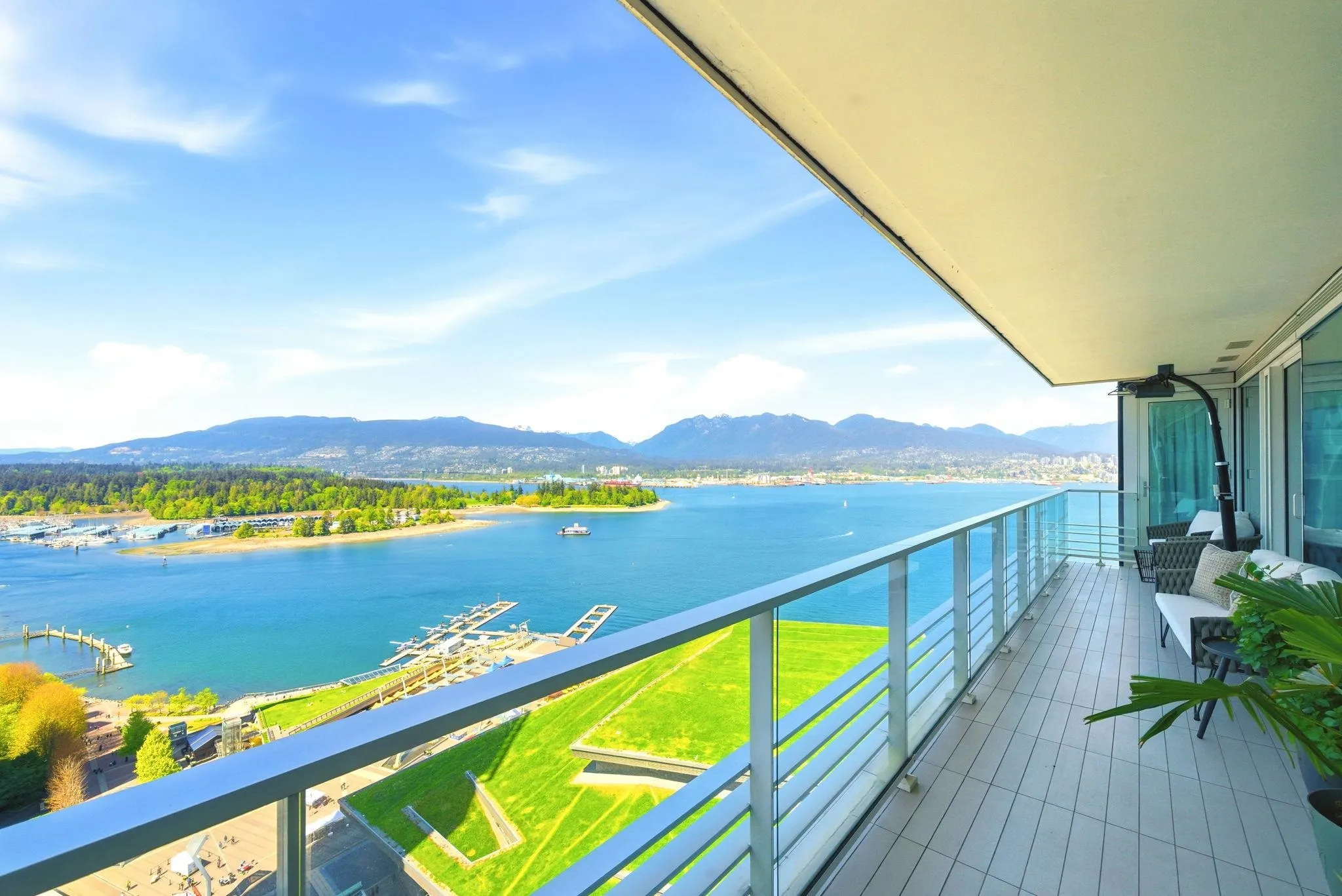 1011 W Cordova Street #2908