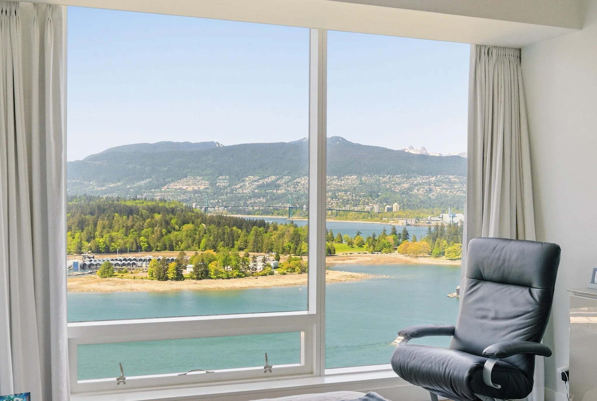 1011 W Cordova Street #2908