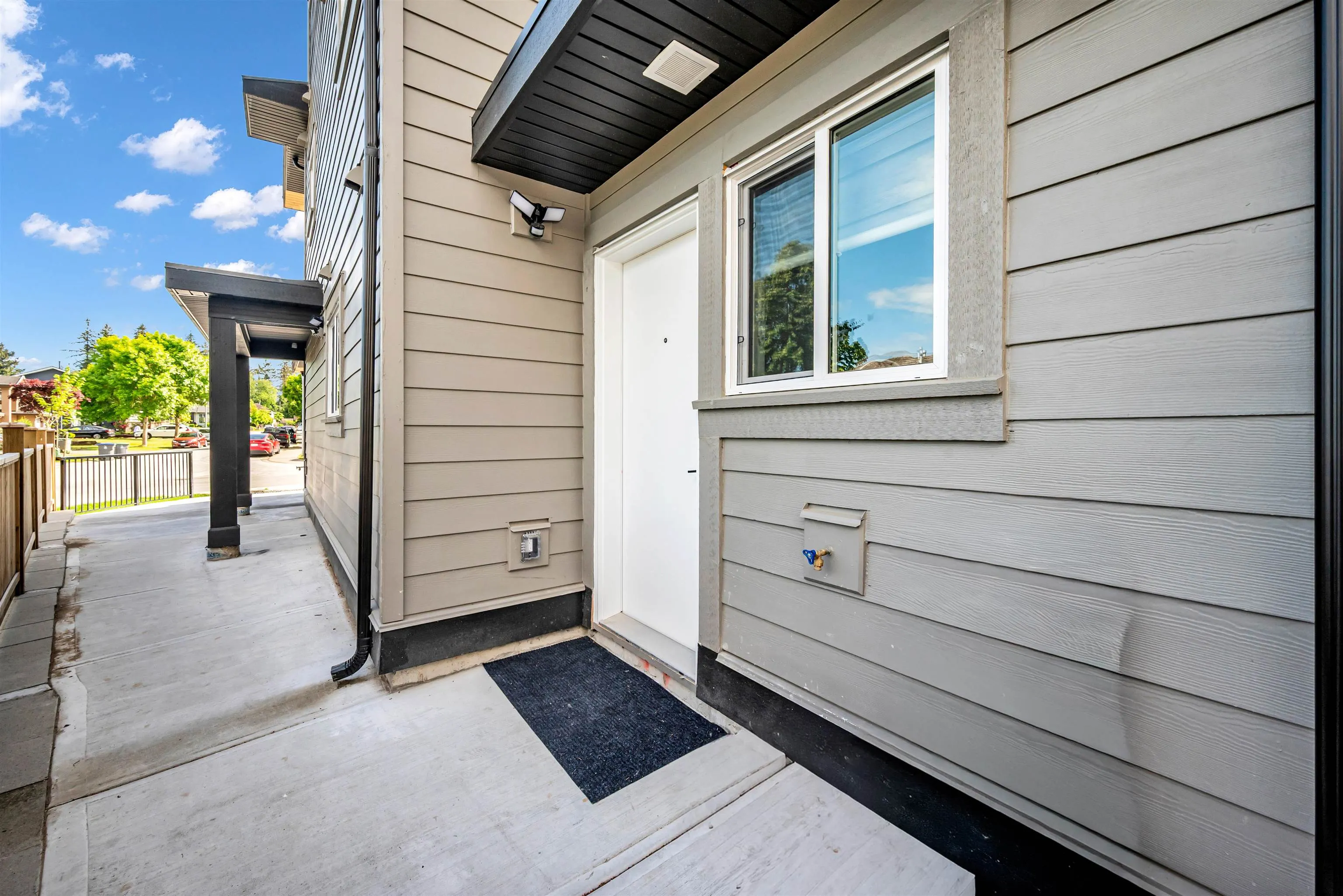 13661 59 Avenue #102