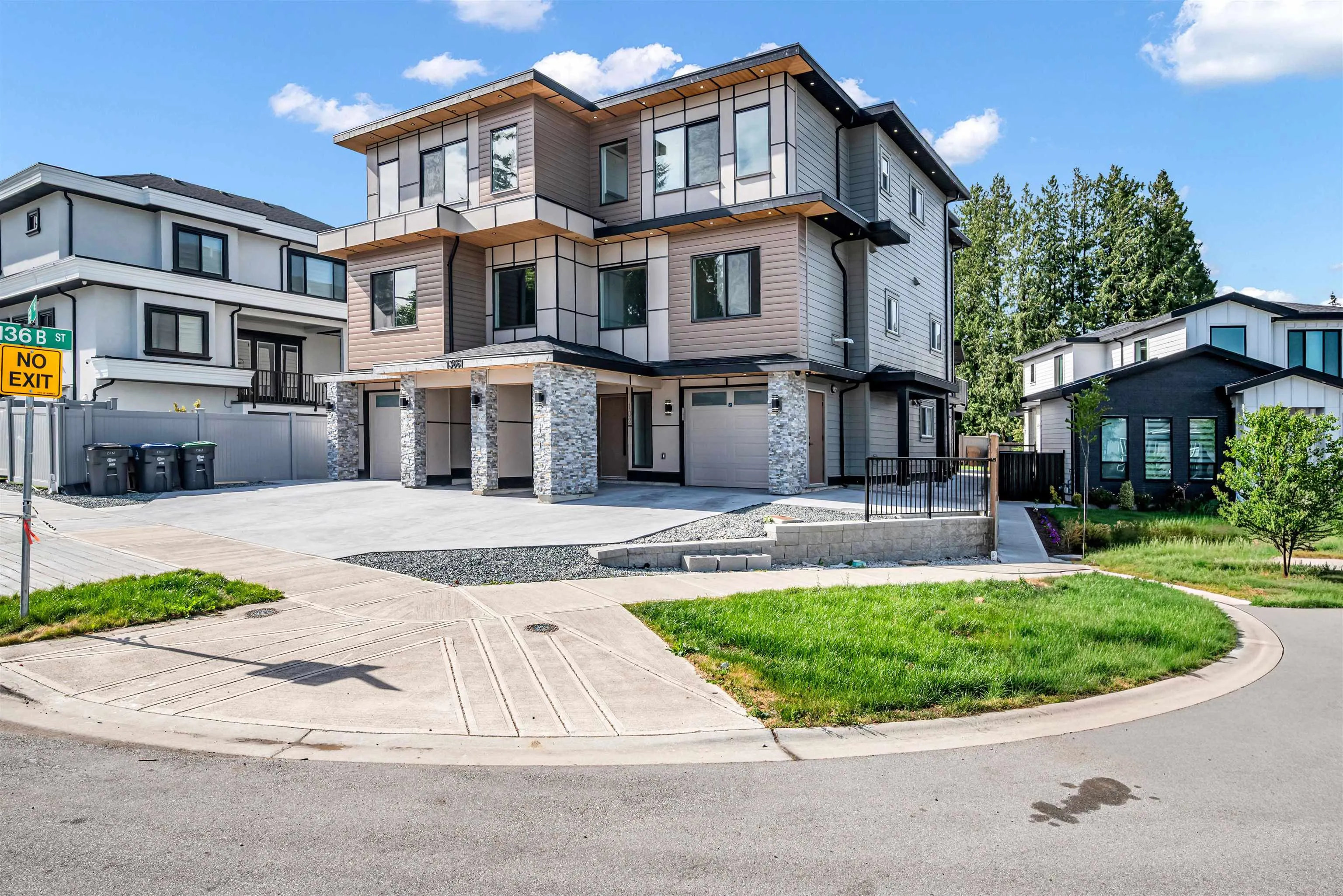 13661 59 Avenue #102