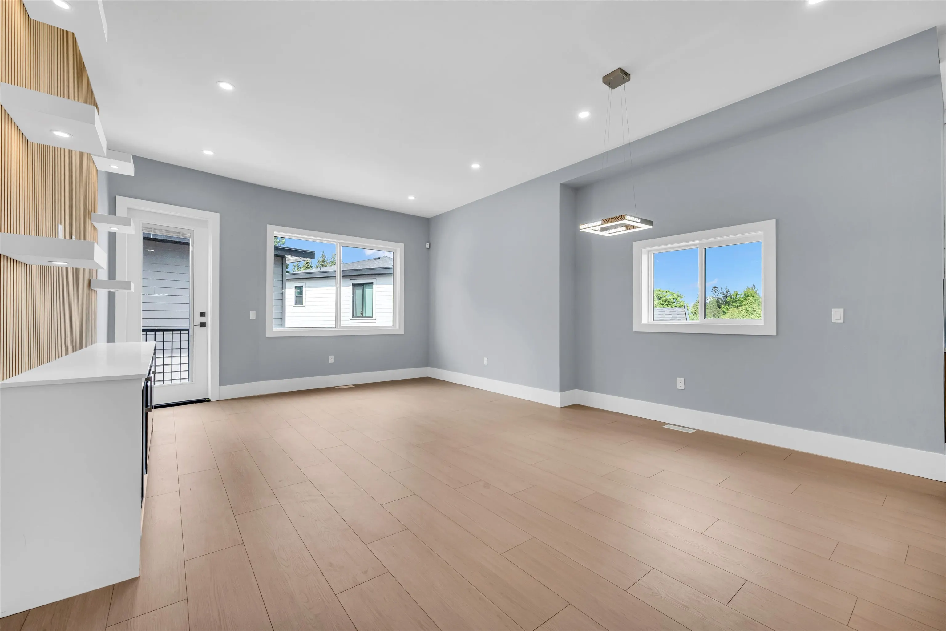 13661 59 Avenue #102