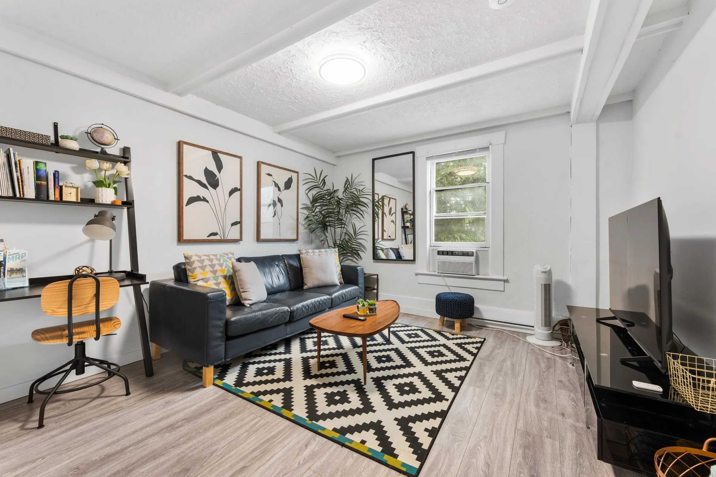 136 W 12th Avenue