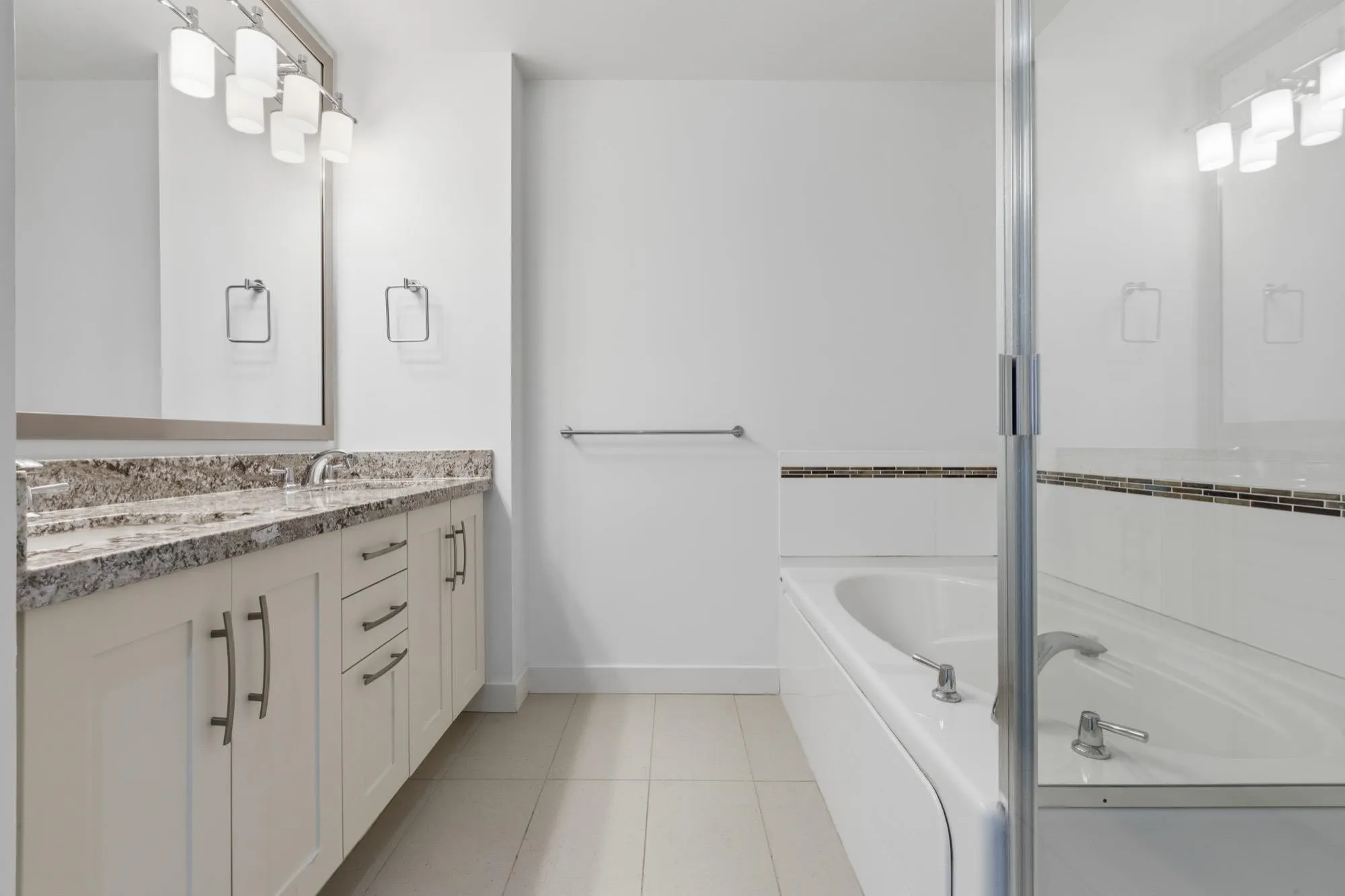 5055 Springs Boulevard #206