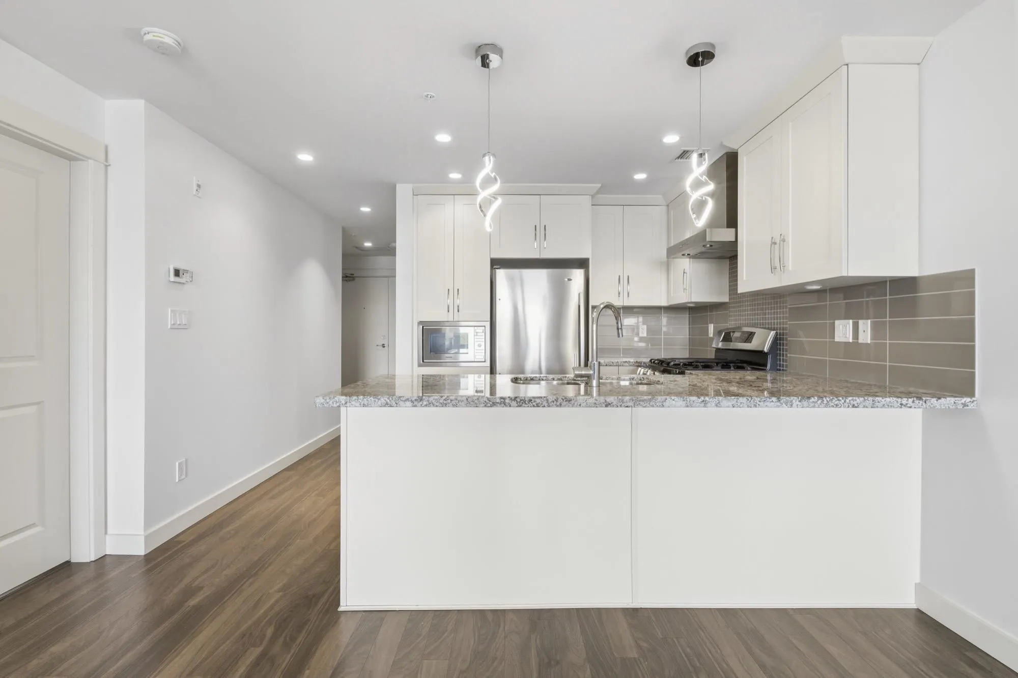 5055 Springs Boulevard #206