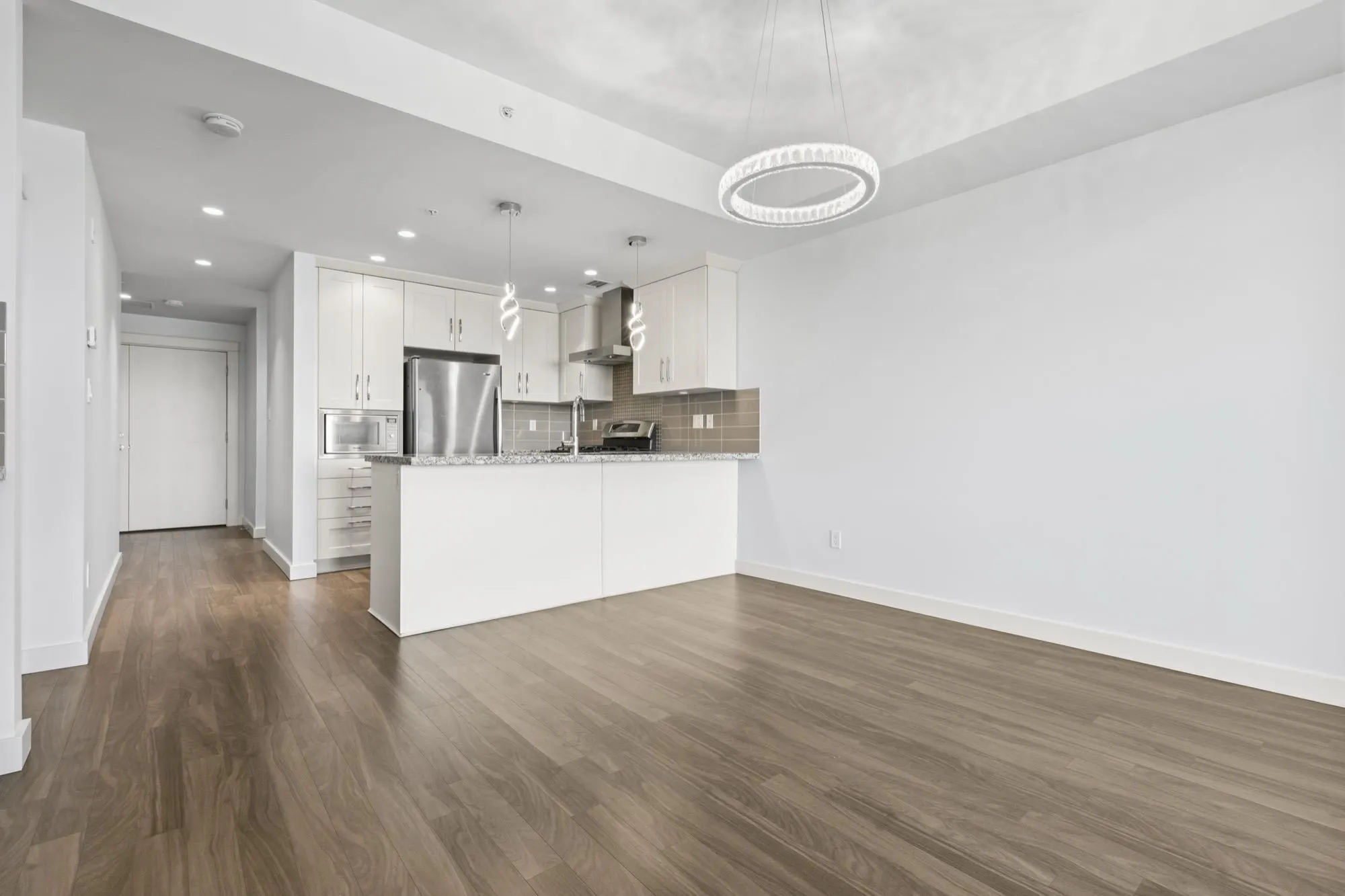 5055 Springs Boulevard #206