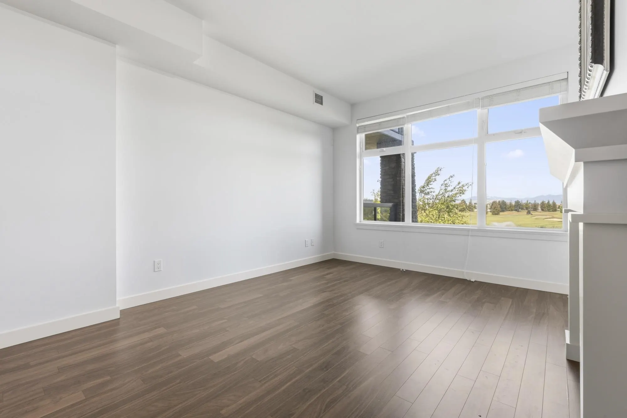 5055 Springs Boulevard #206
