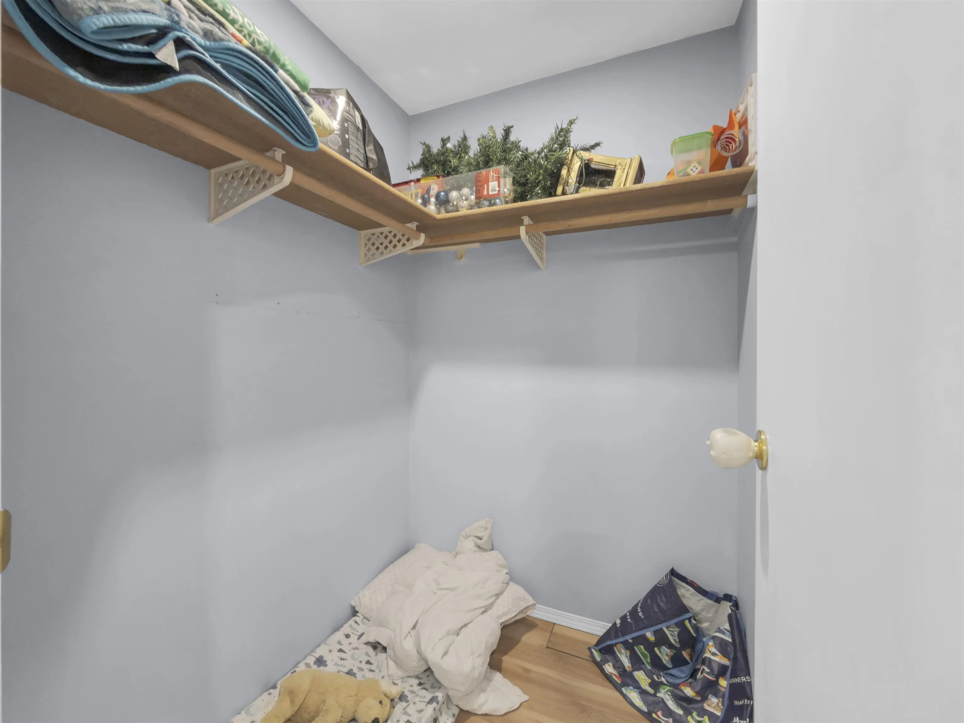 17209 62a Ave