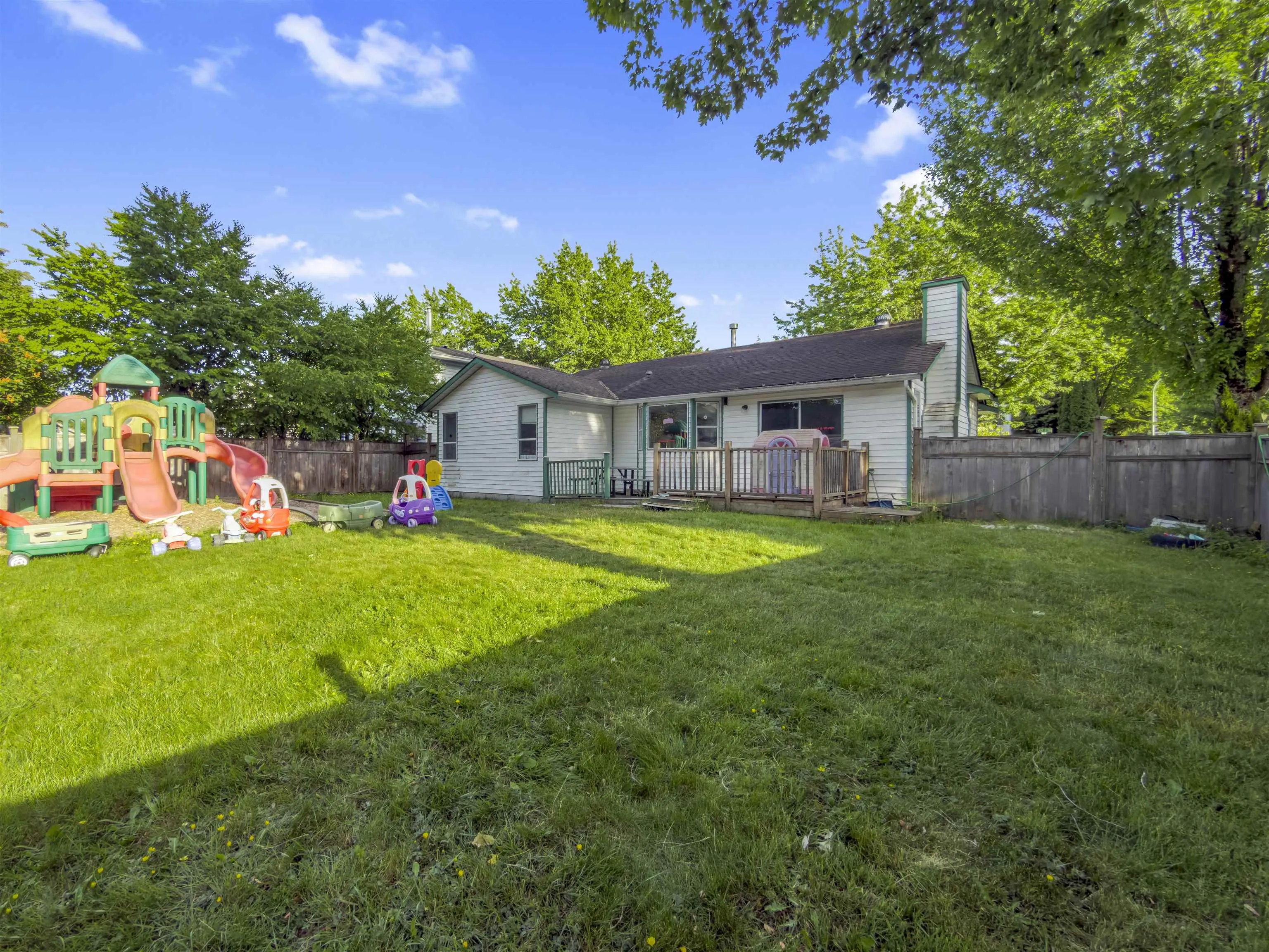 17209 62a Ave