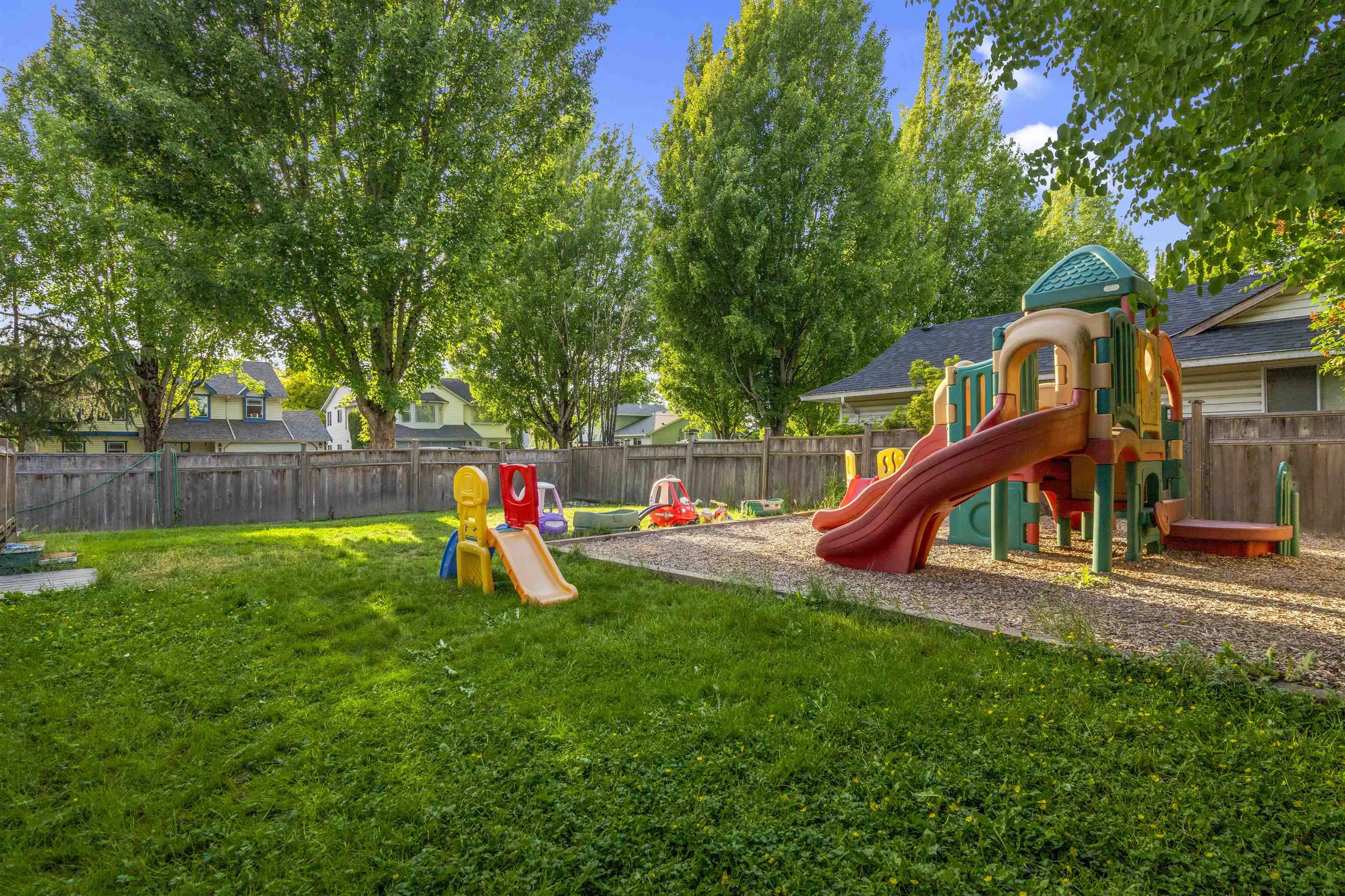 17209 62a Ave