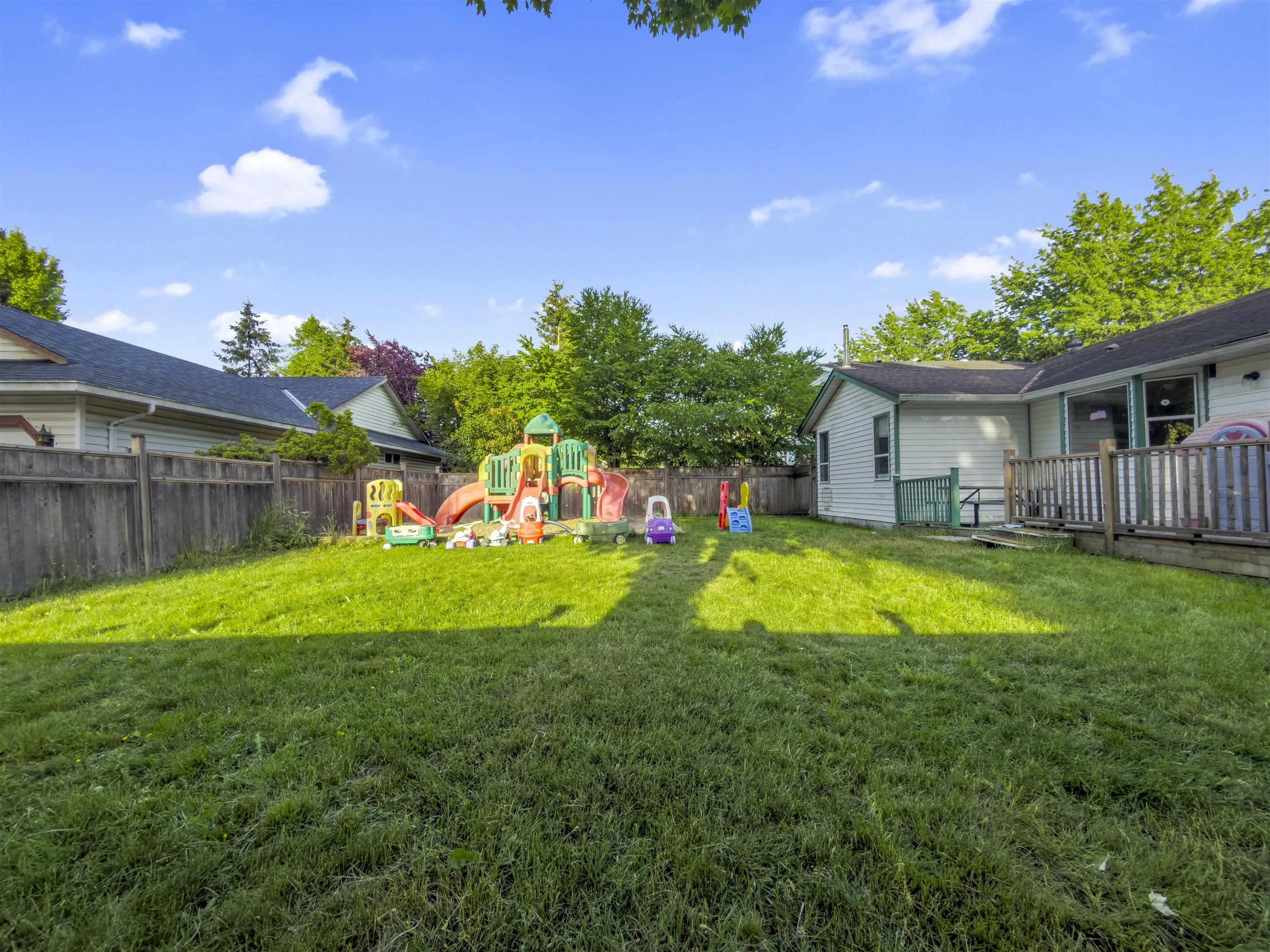 17209 62a Ave