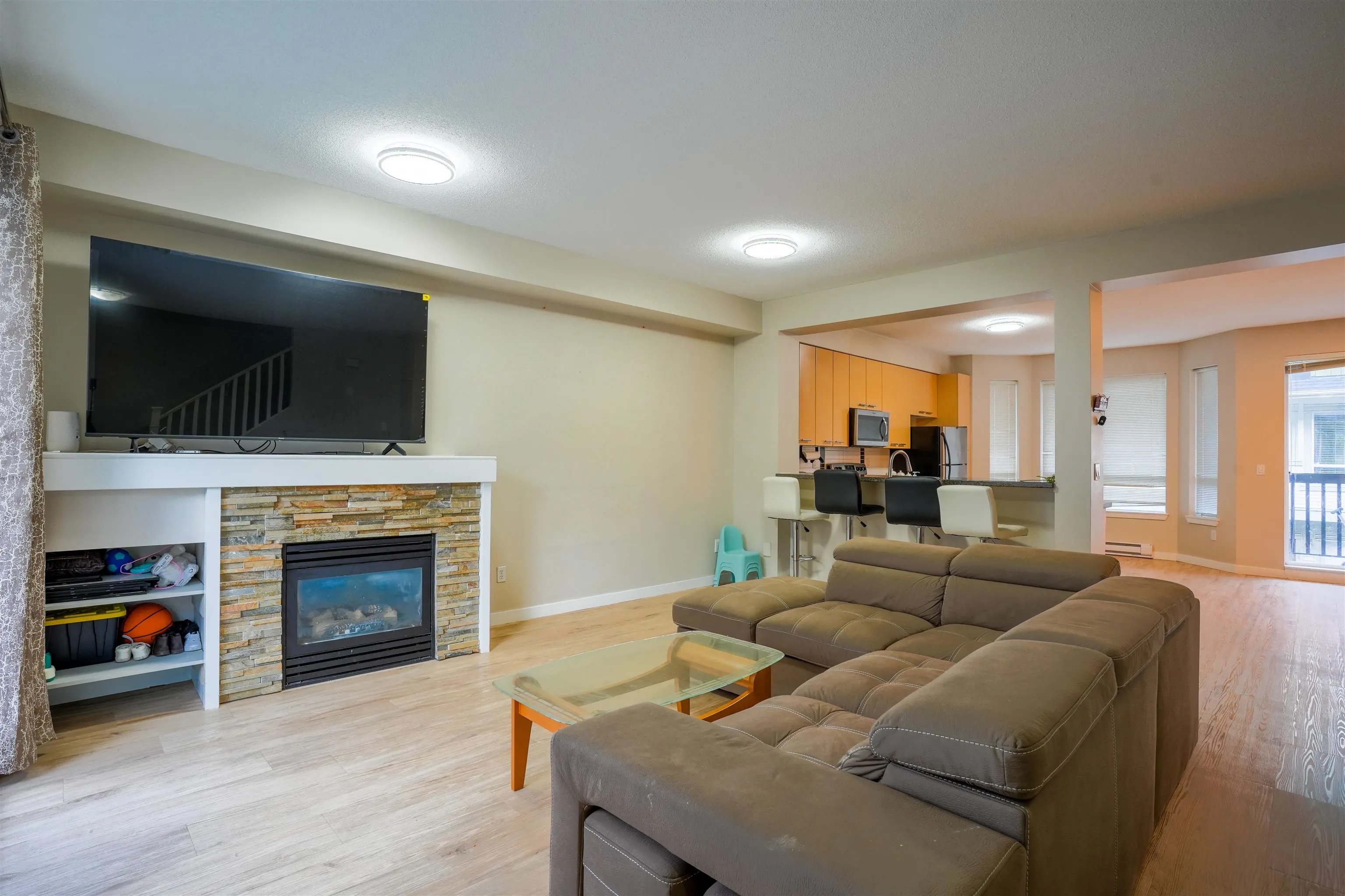 7155 189 Street #15