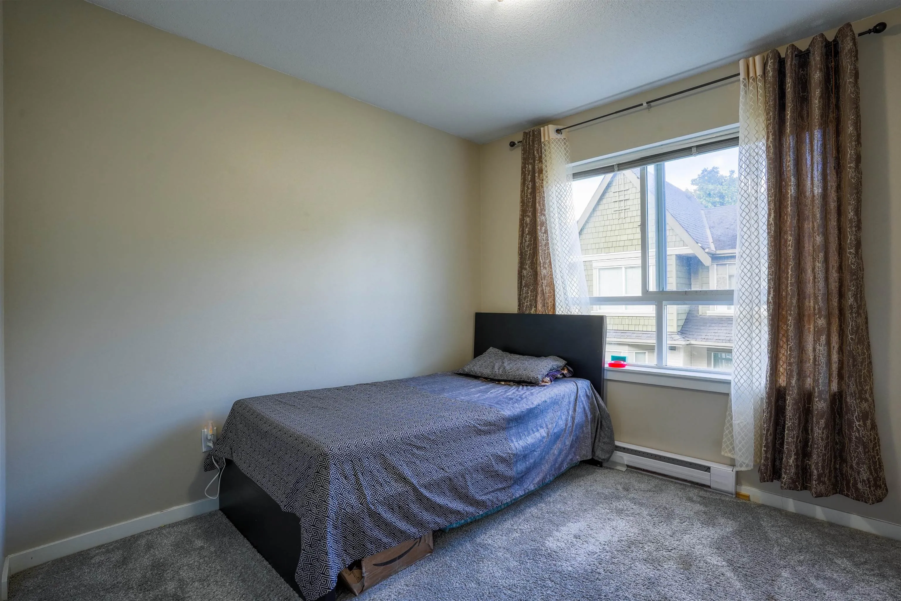 7155 189 Street #15