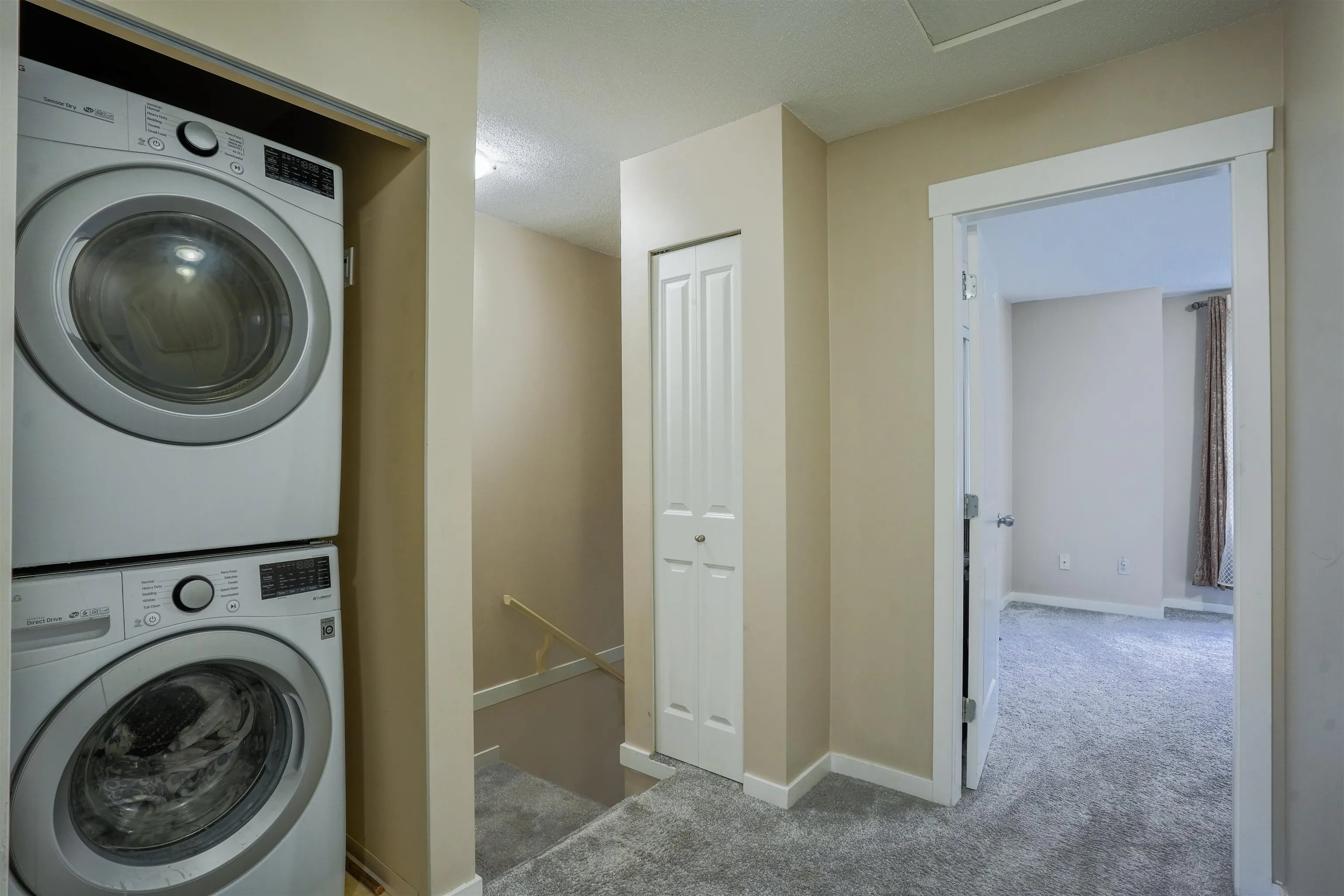 7155 189 Street #15