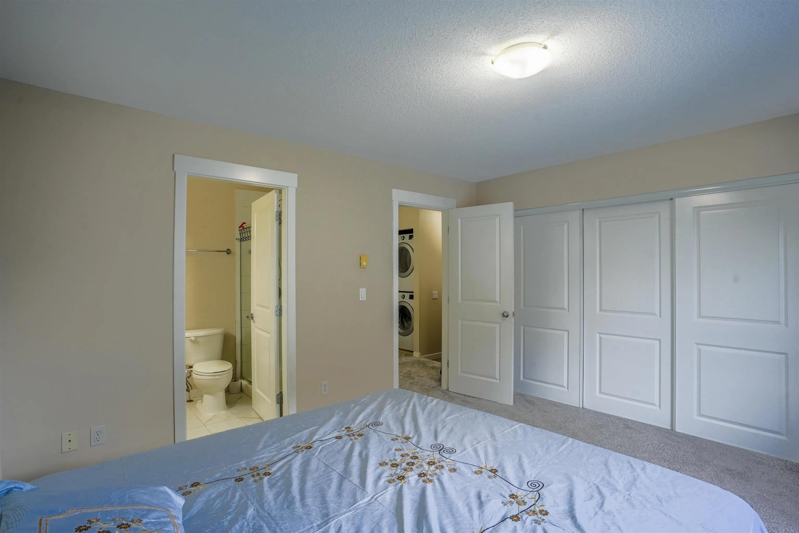 7155 189 Street #15