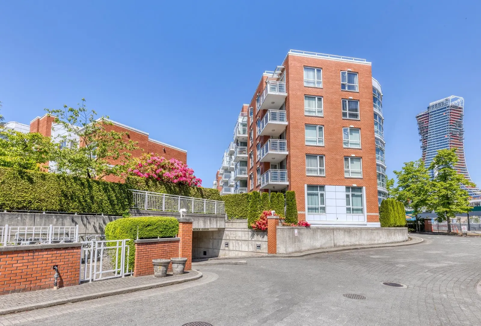 688 Fairchild Road #403