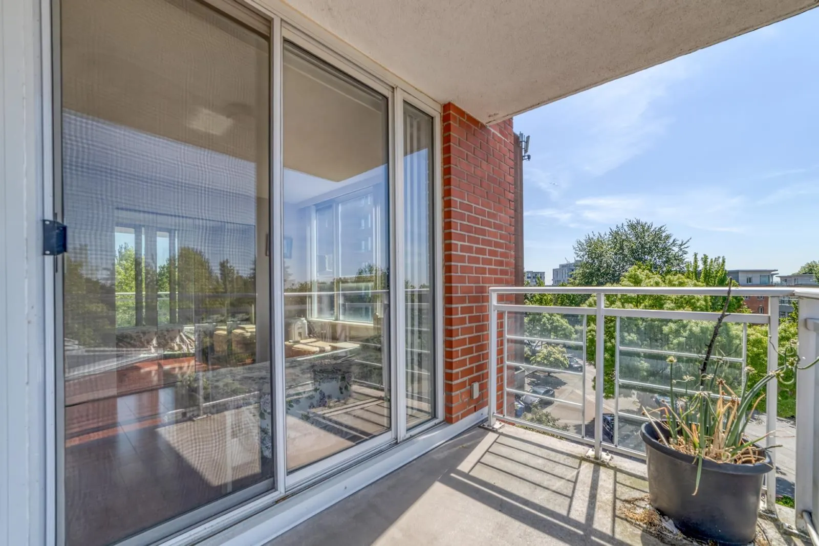 688 Fairchild Road #403