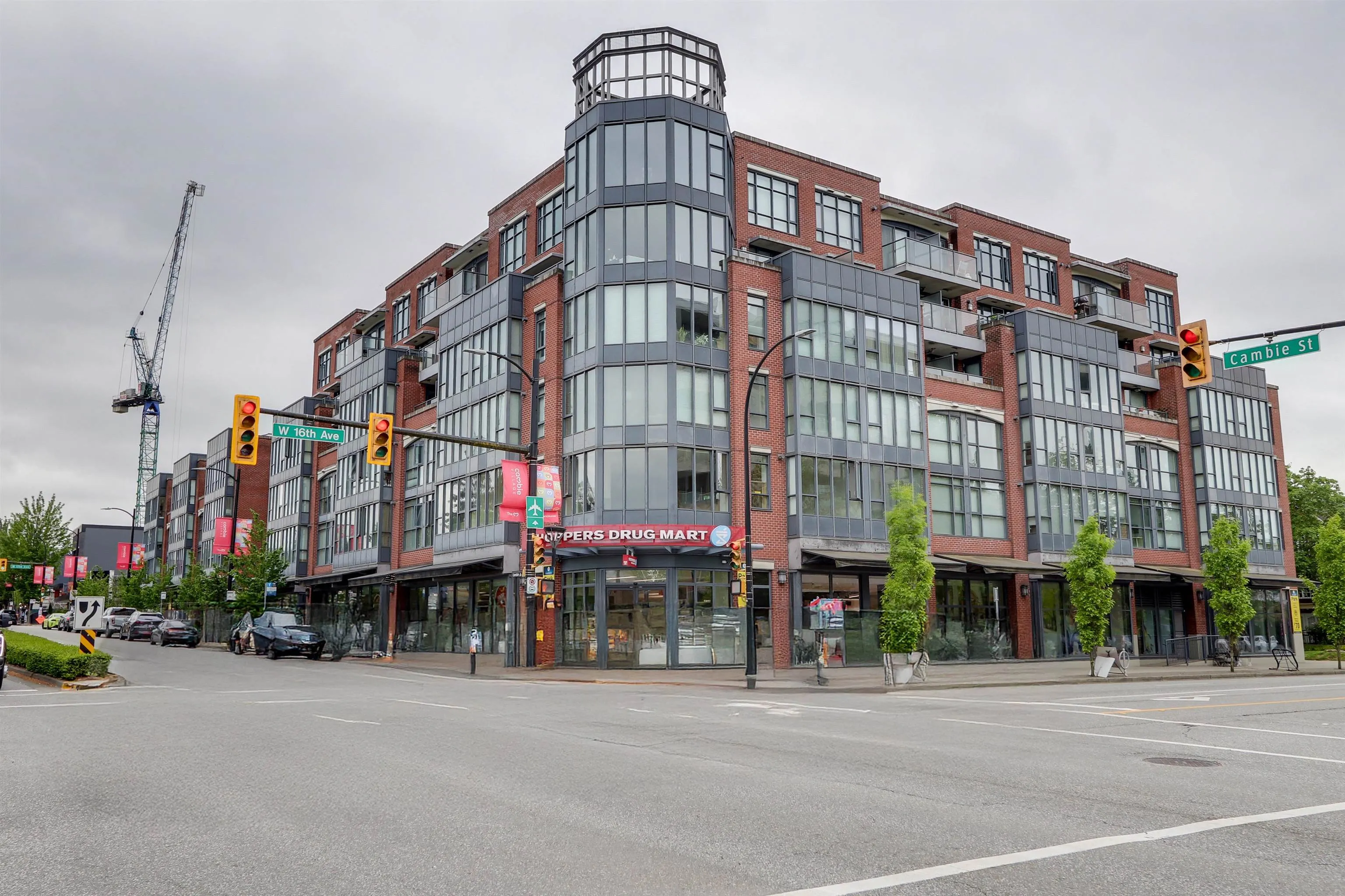 3228 Tupper Street #221