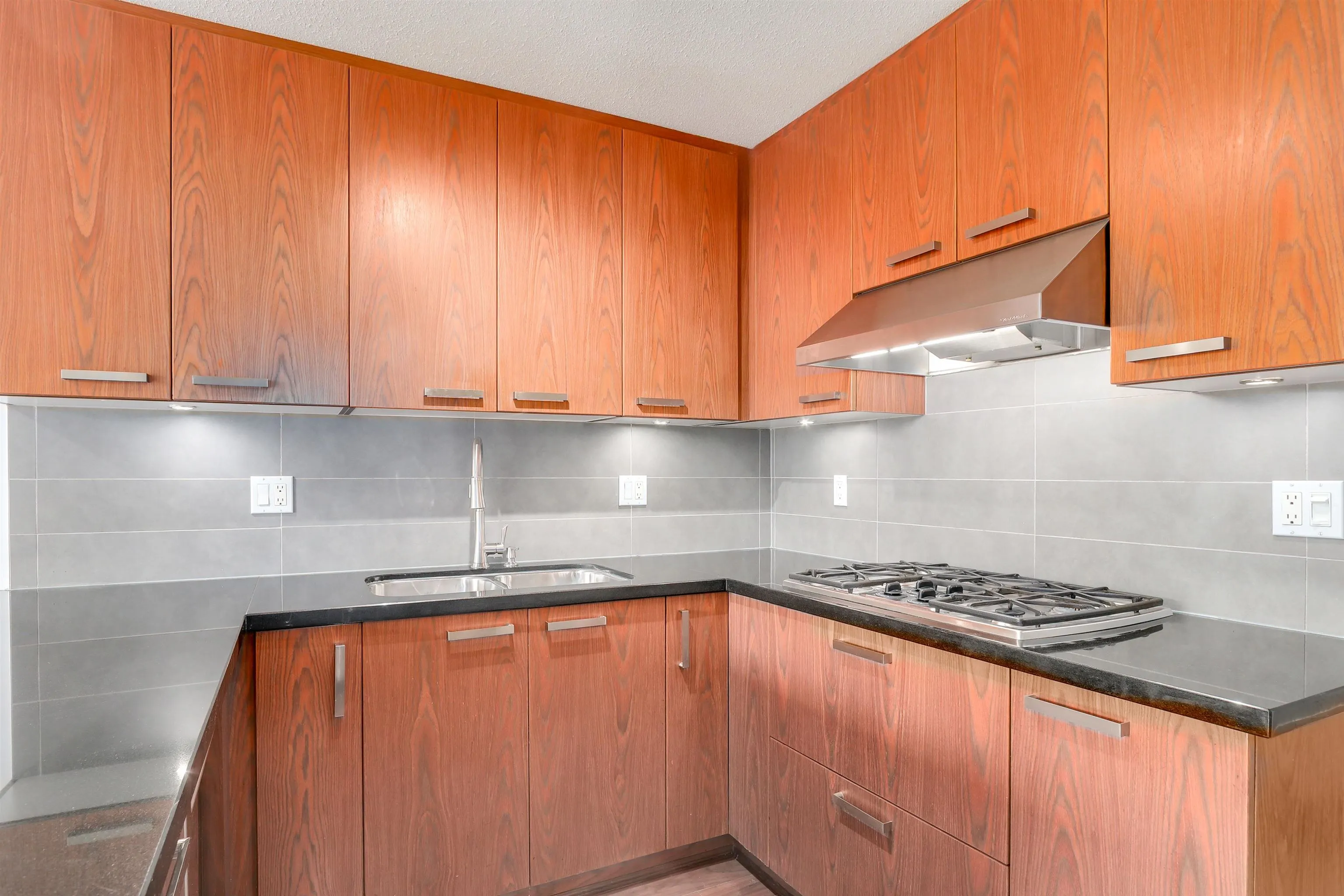 3228 Tupper Street #221