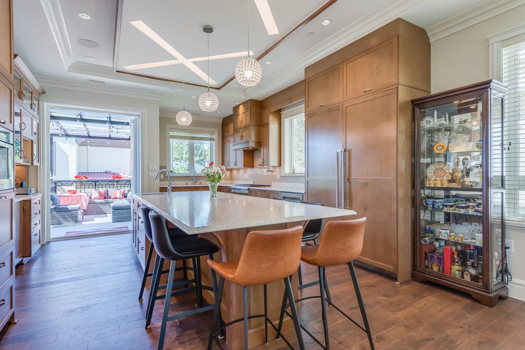 2507 W King Edward Avenue