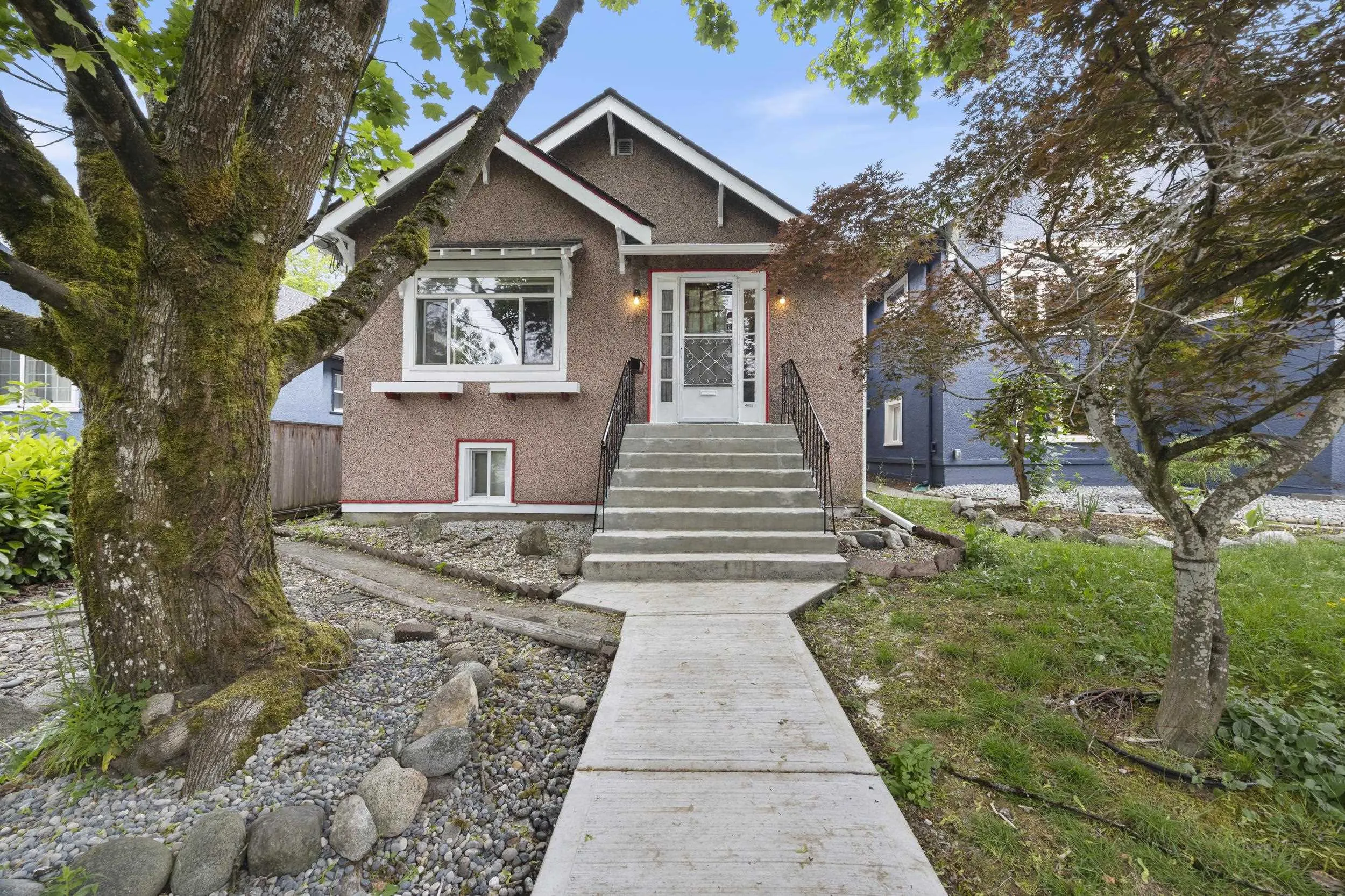 1105 Hamilton Street