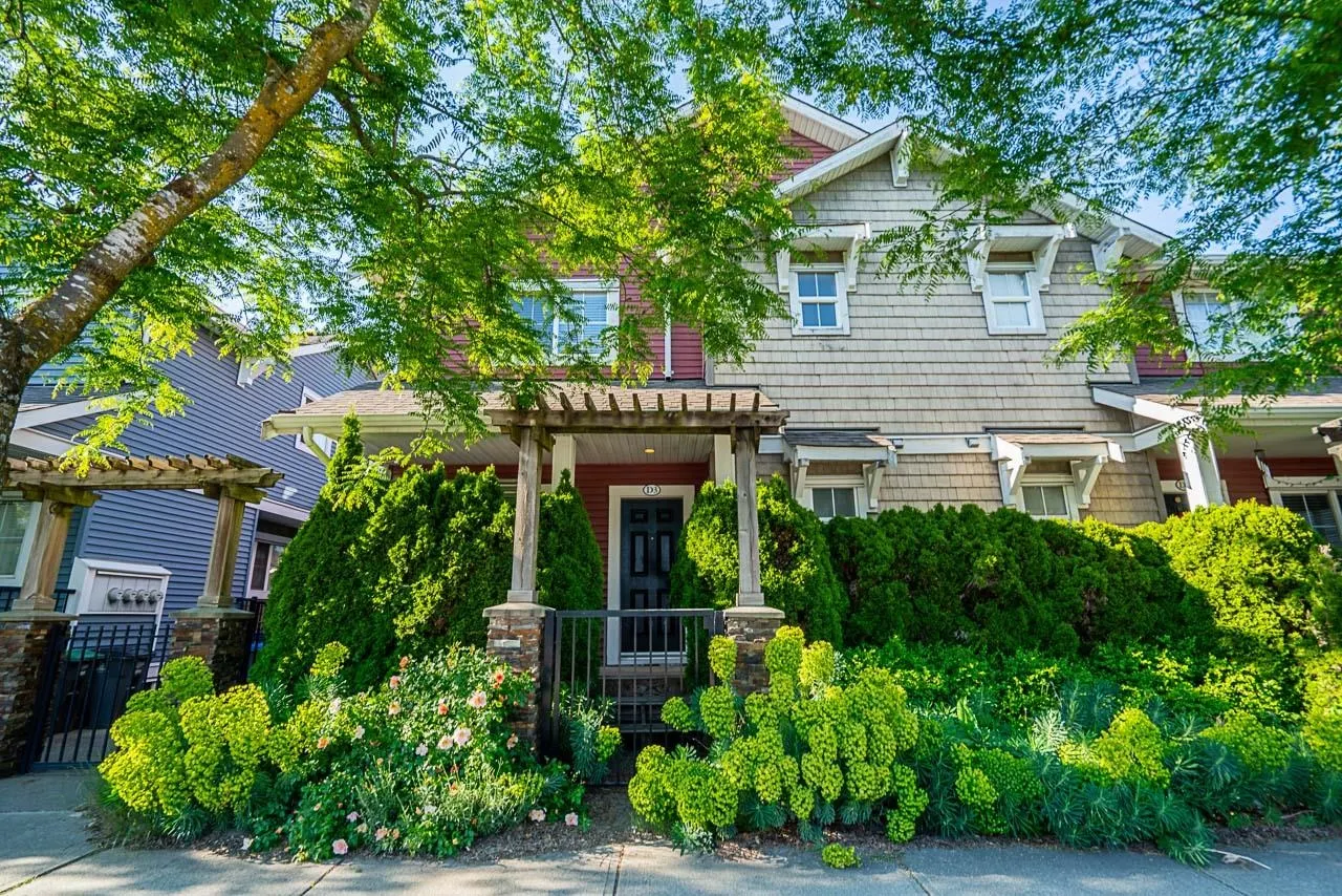 19319 72 Avenue #D3