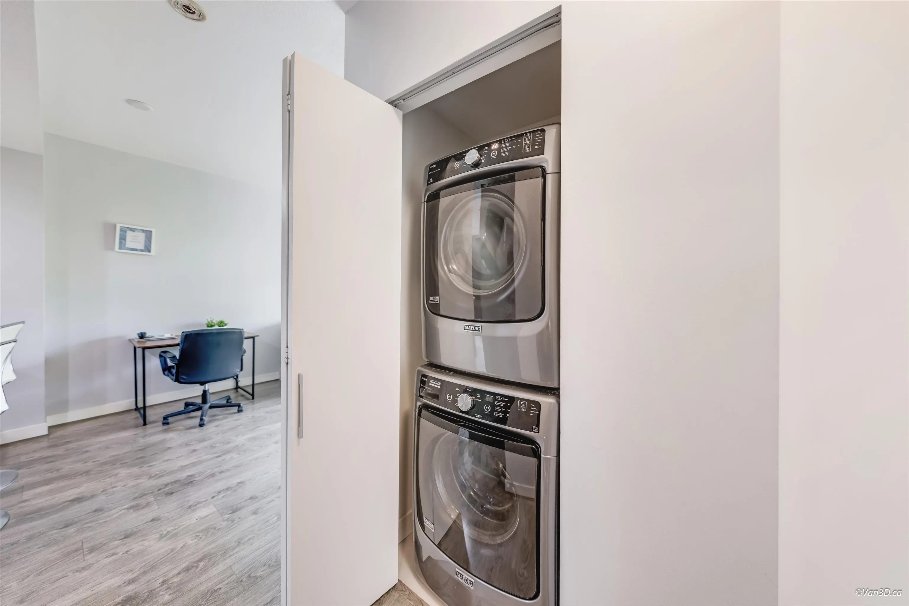 6033 Gray Avenue #502