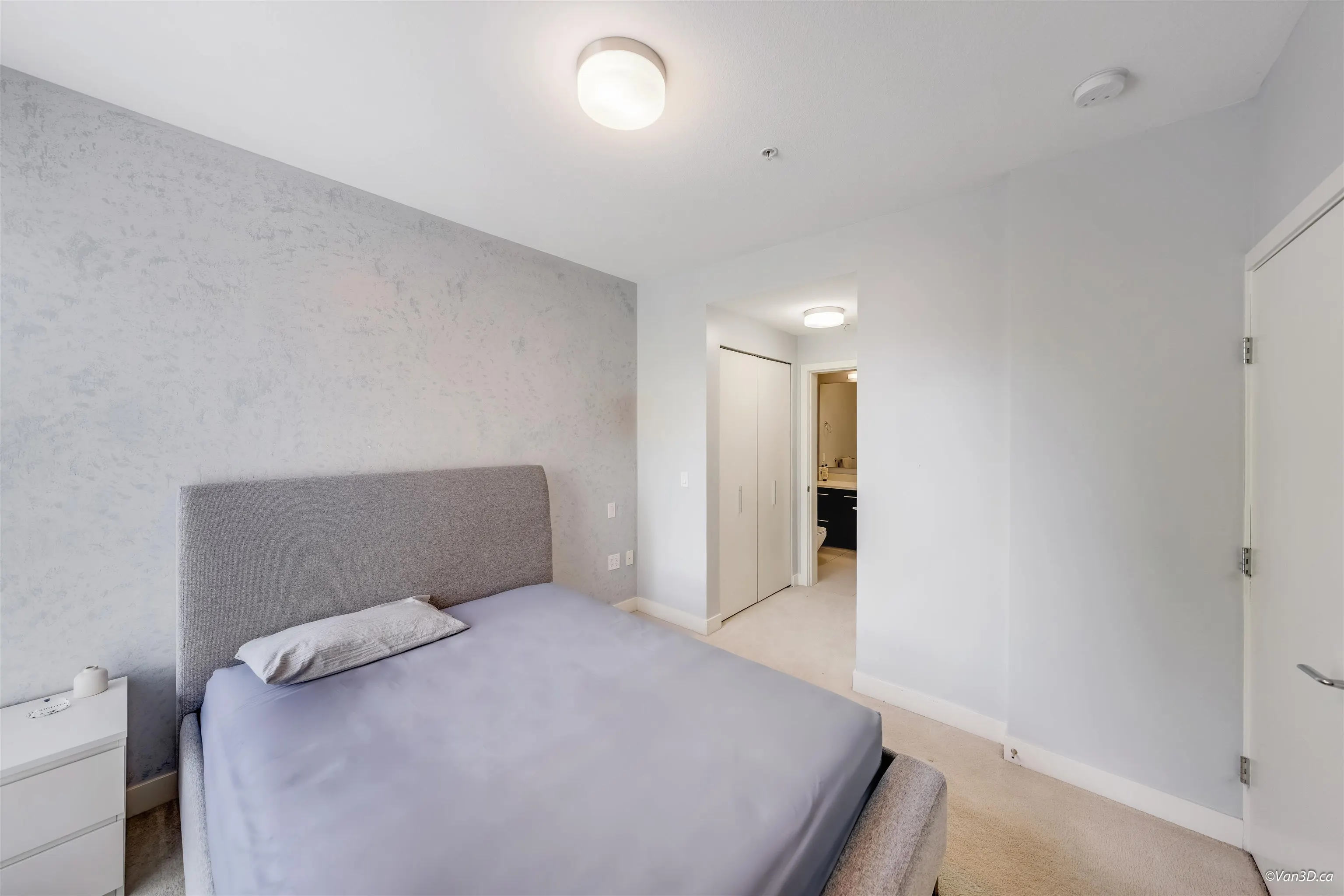 6033 Gray Avenue #502