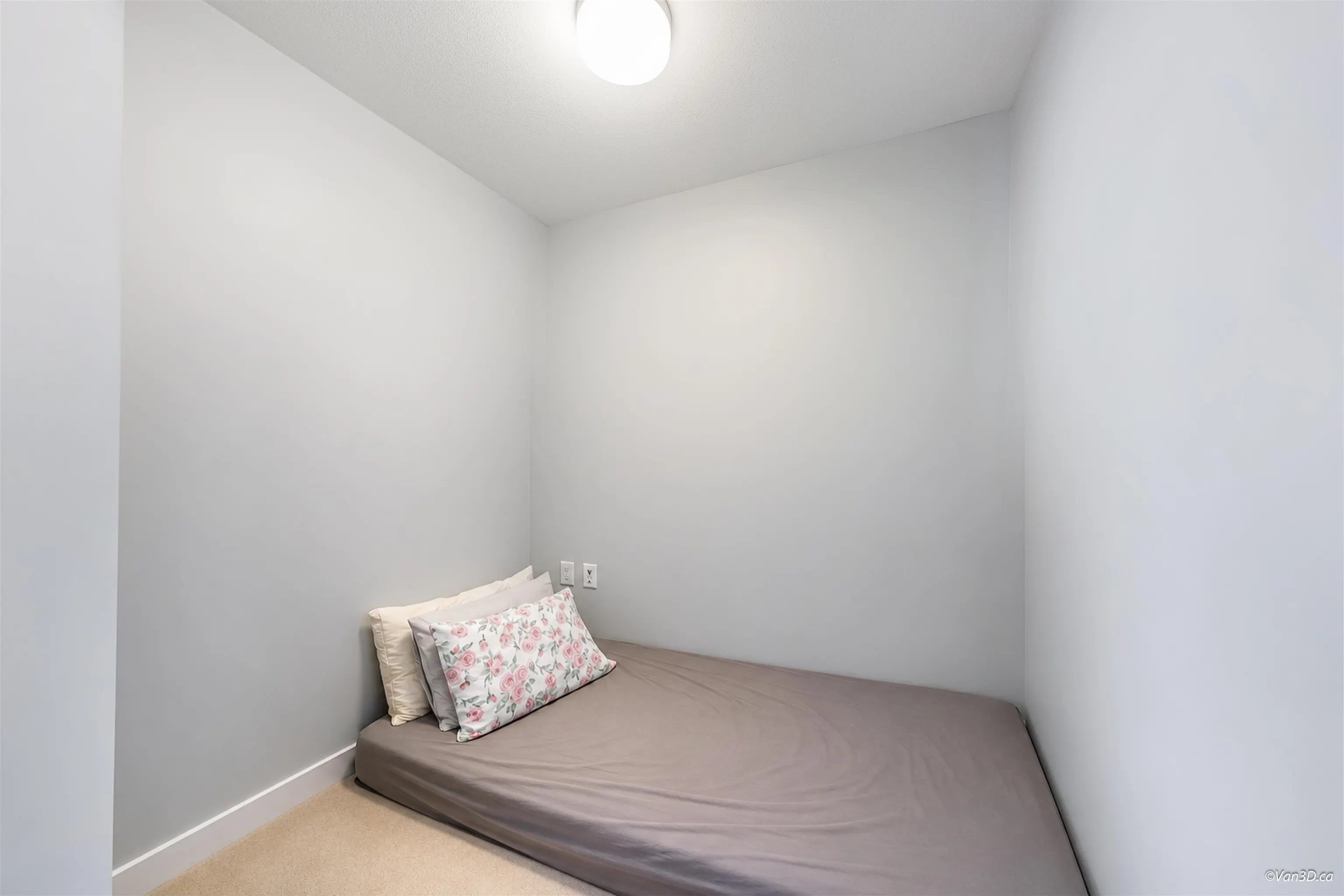 6033 Gray Avenue #502