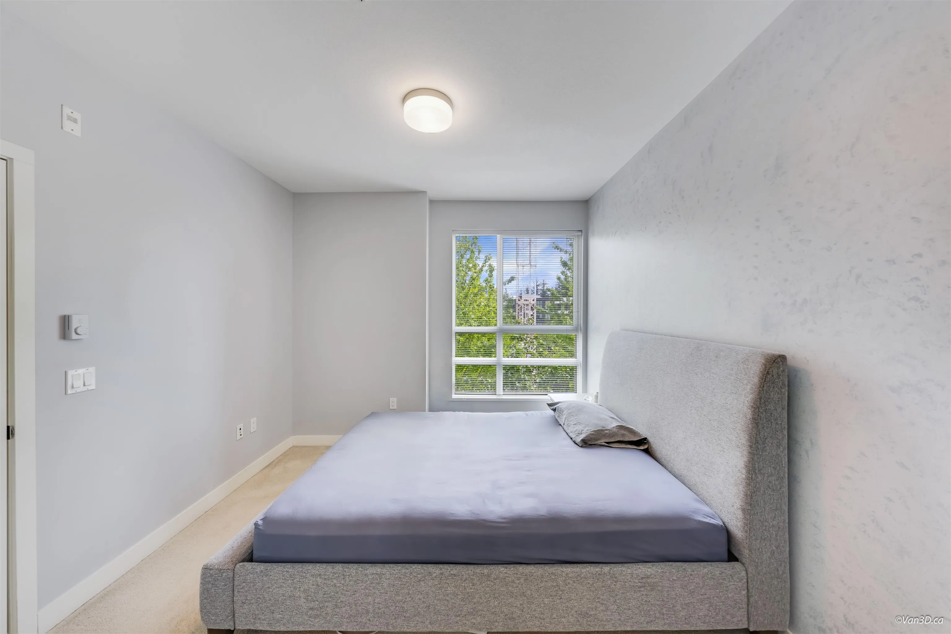 6033 Gray Avenue #502