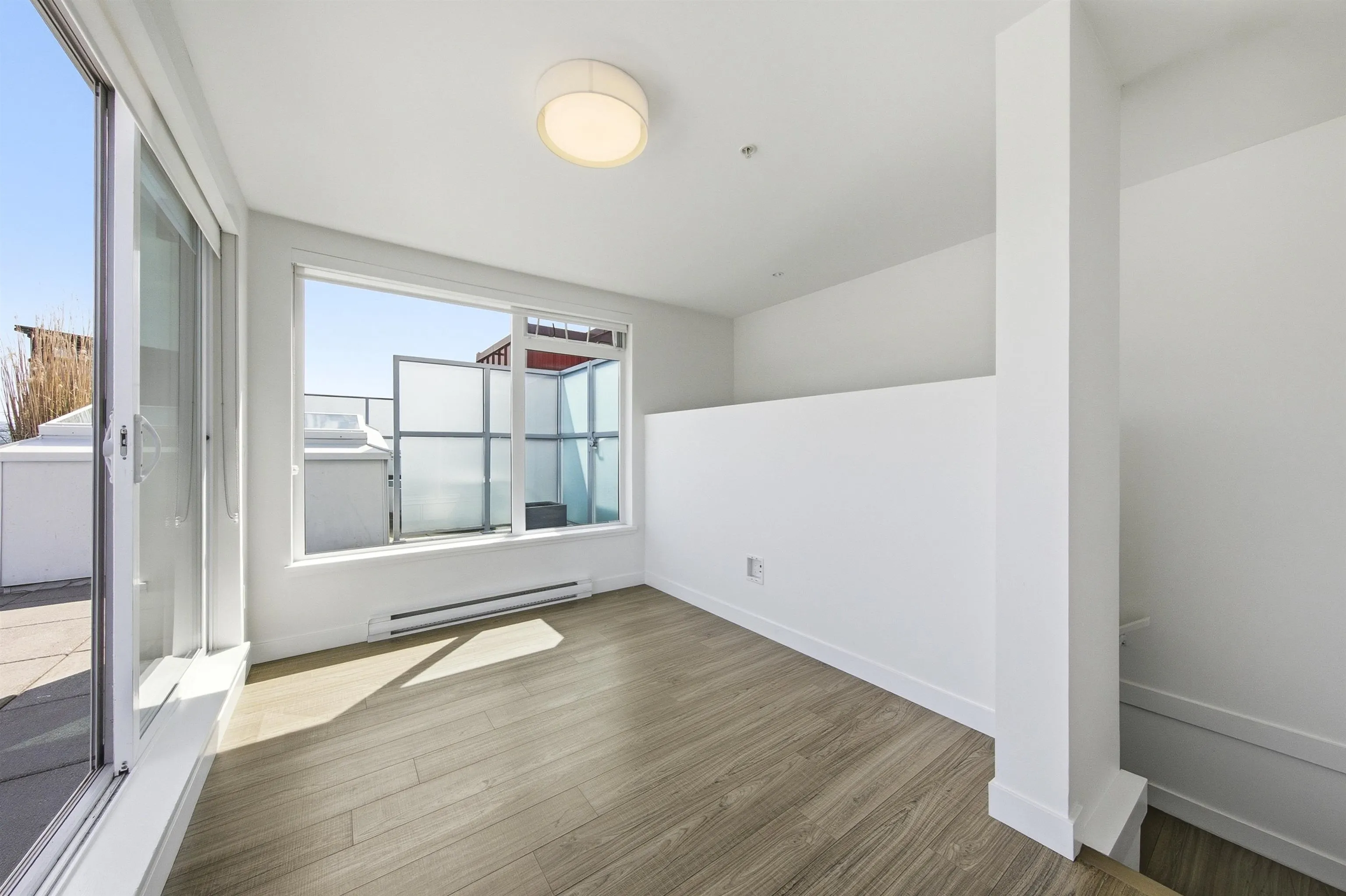 379 E Broadway #501