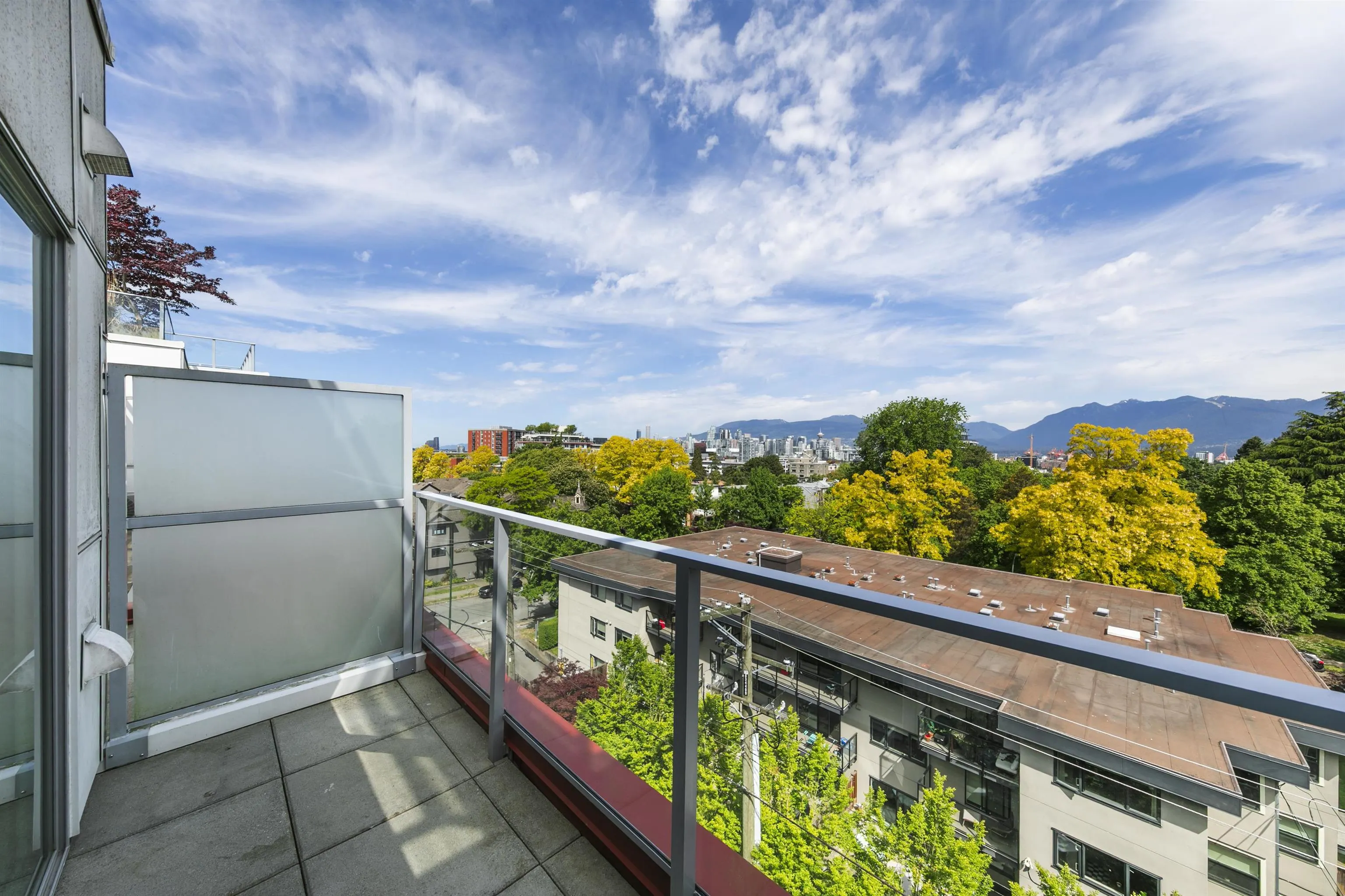 379 E Broadway #501