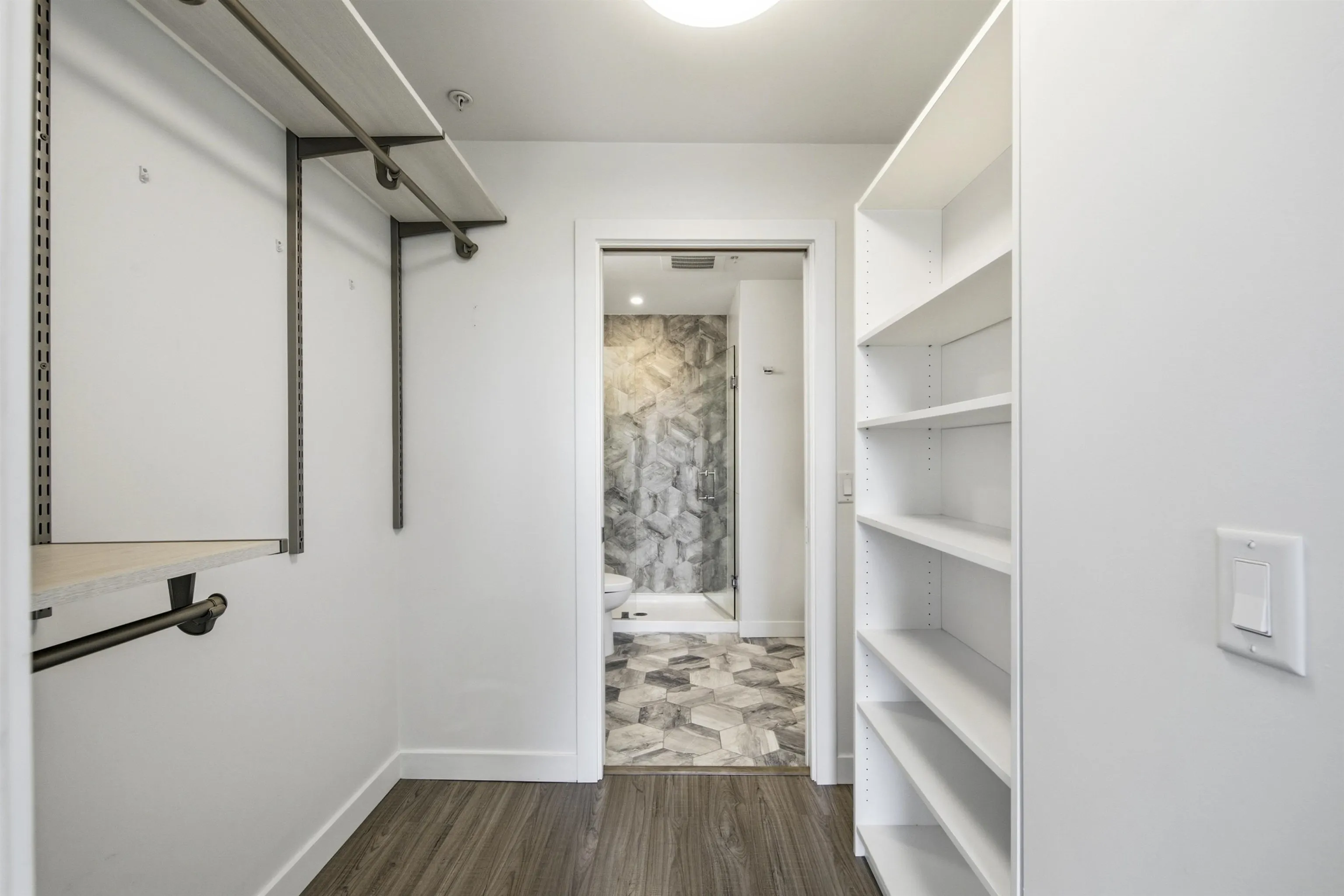 379 E Broadway #501