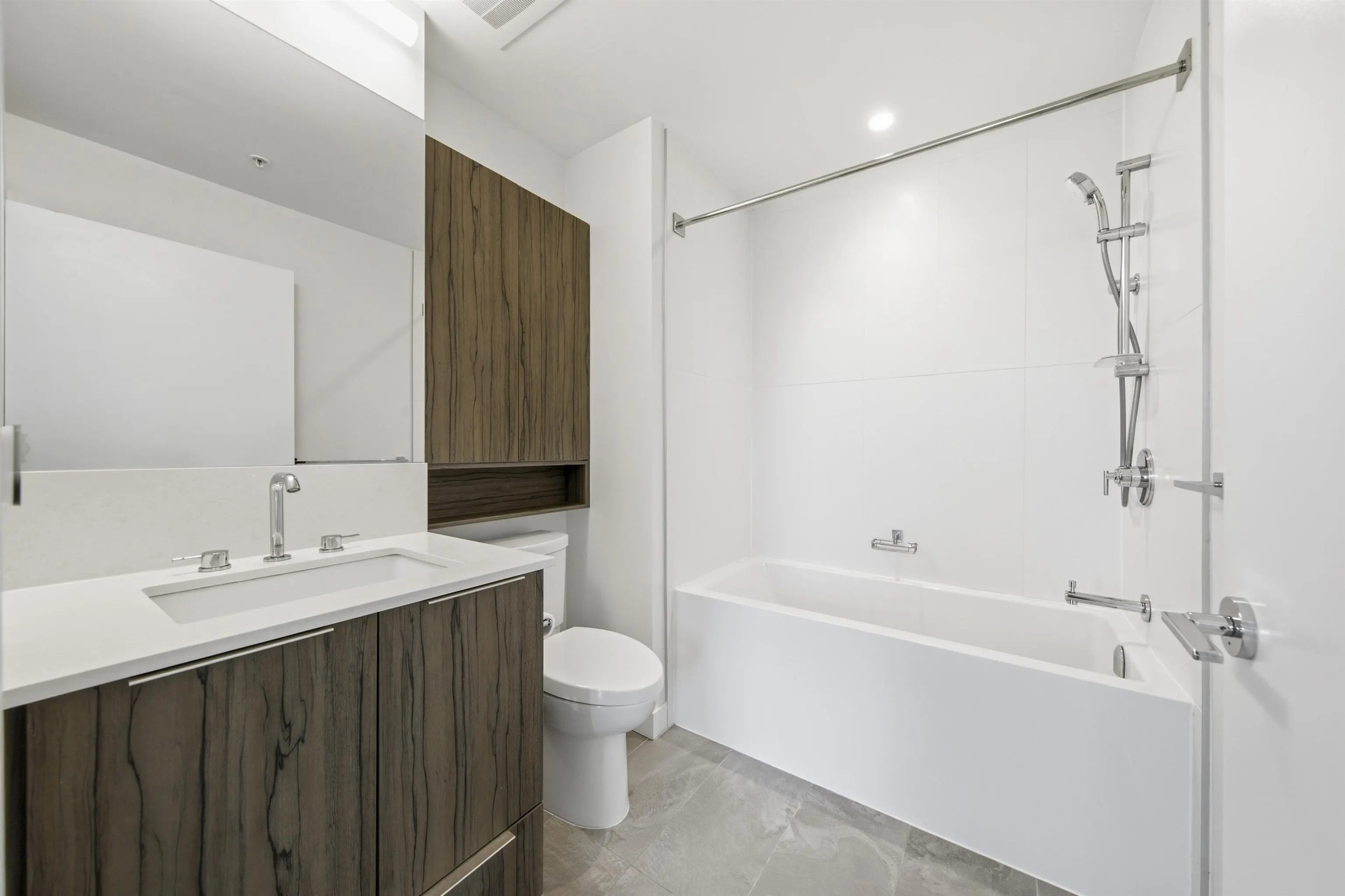 379 E Broadway #501