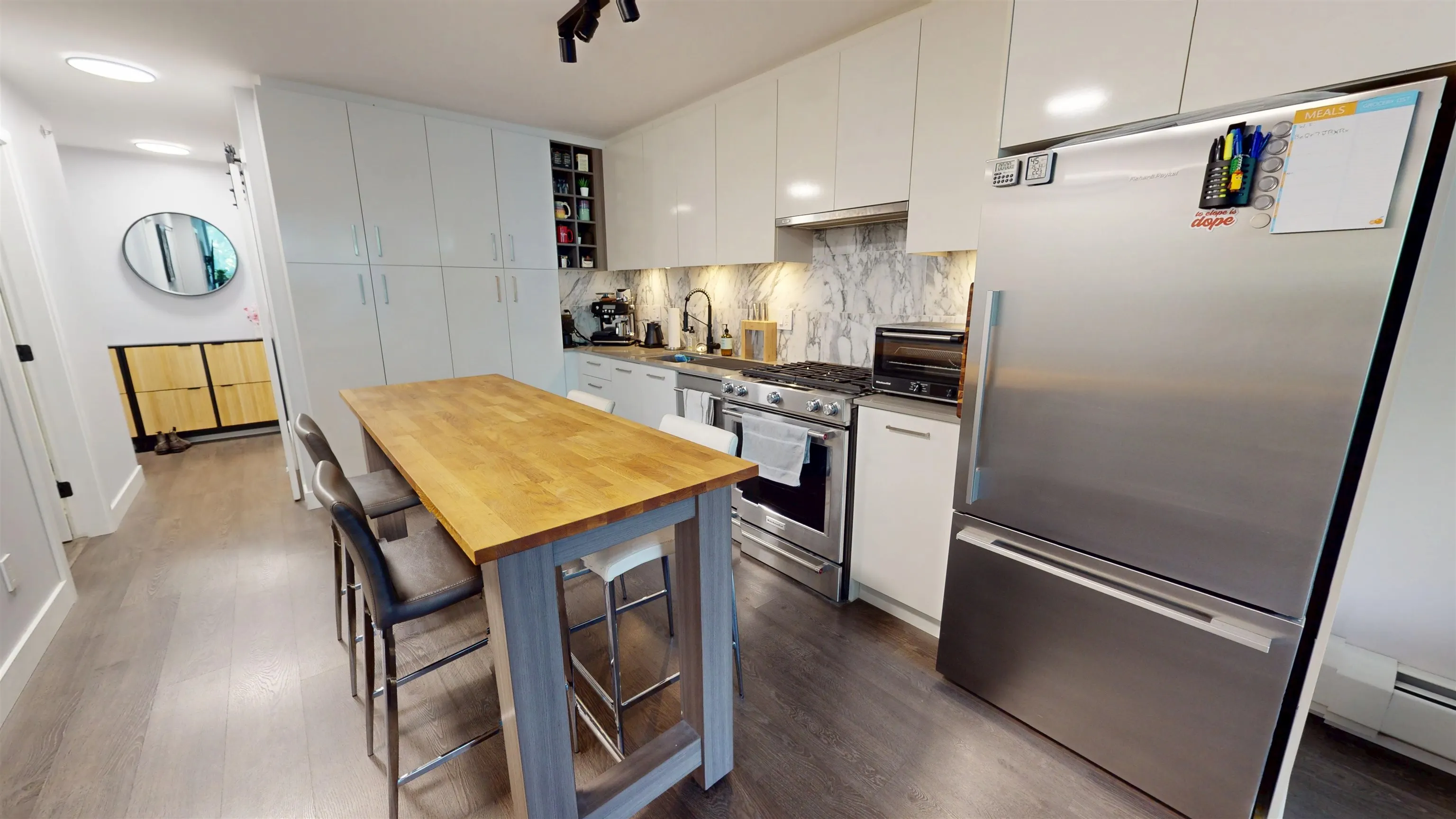 231 E Pender Street #201