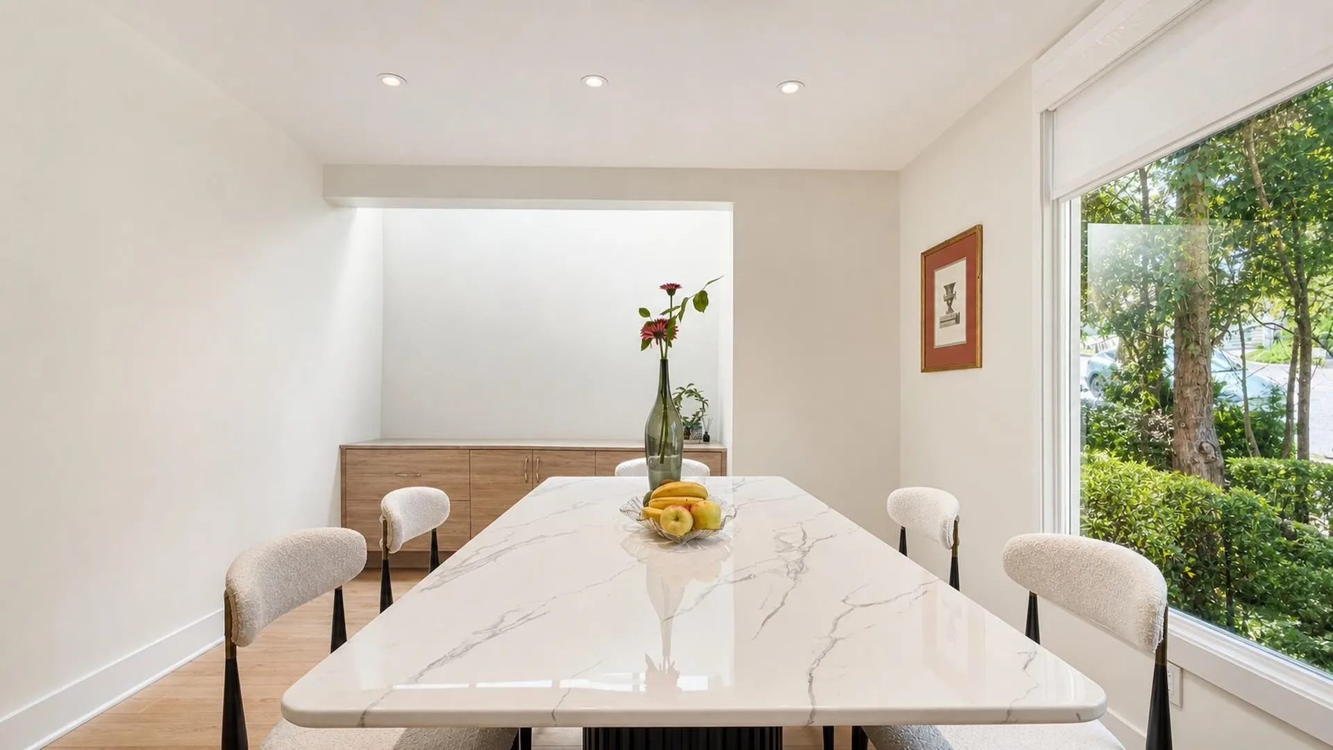 4399 Locarno Crescent