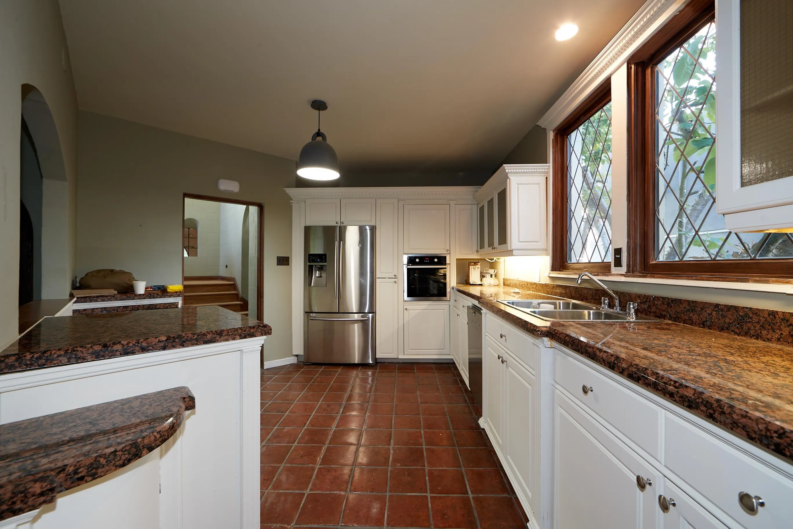 4585 Bellevue Drive