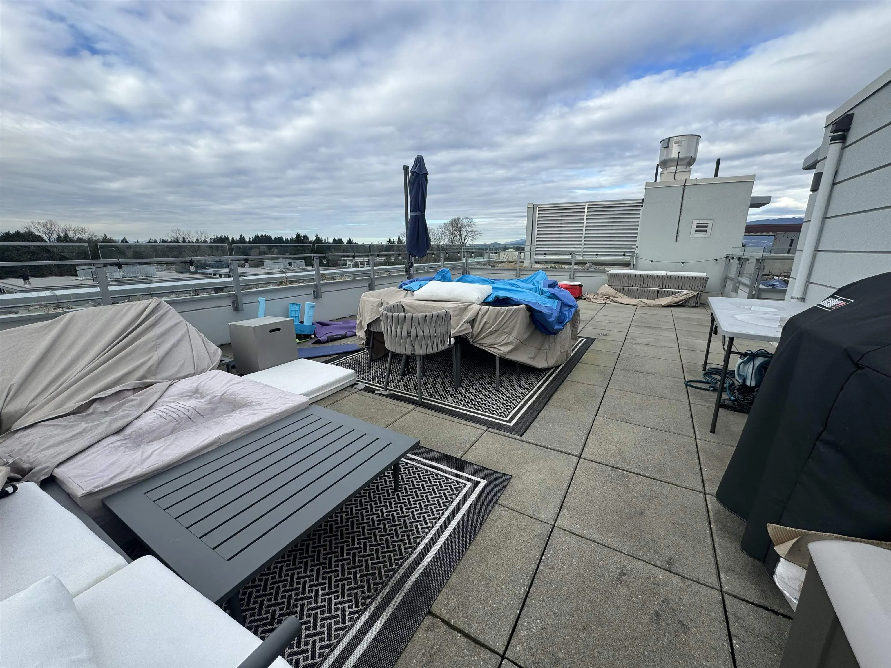 5033 Cambie Street #604