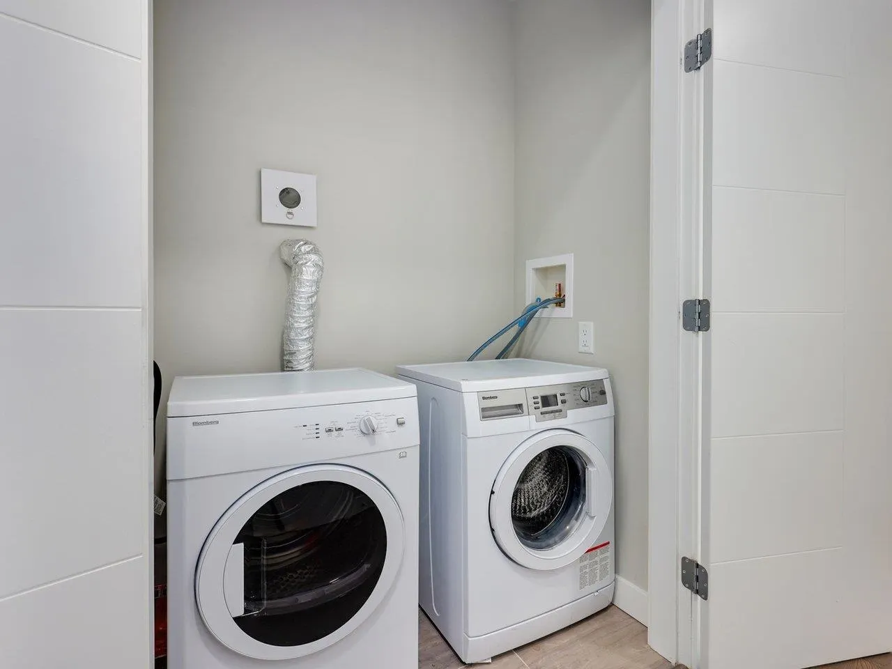 5033 Cambie Street #604