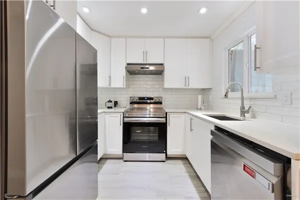 2986 Coast Meridian Road #28