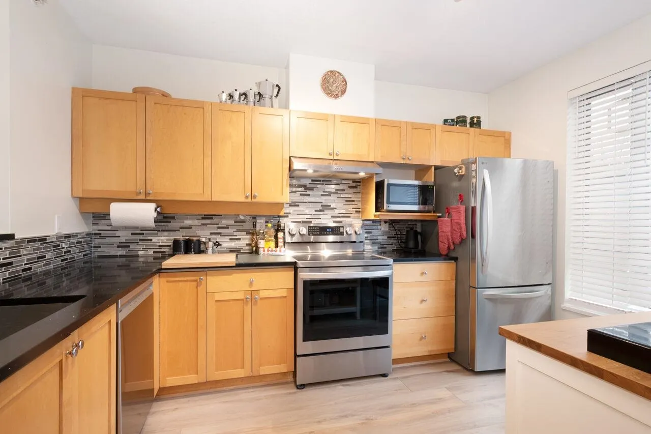 2080 E Kent Avenue South #402