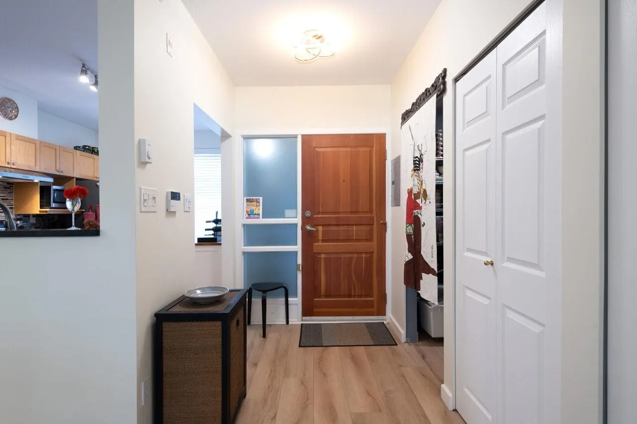 2080 E Kent Avenue South #402