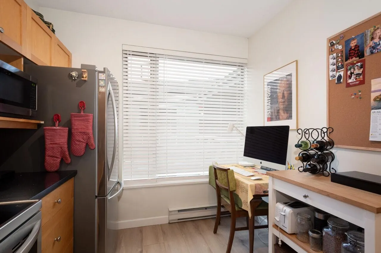 2080 E Kent Avenue South #402