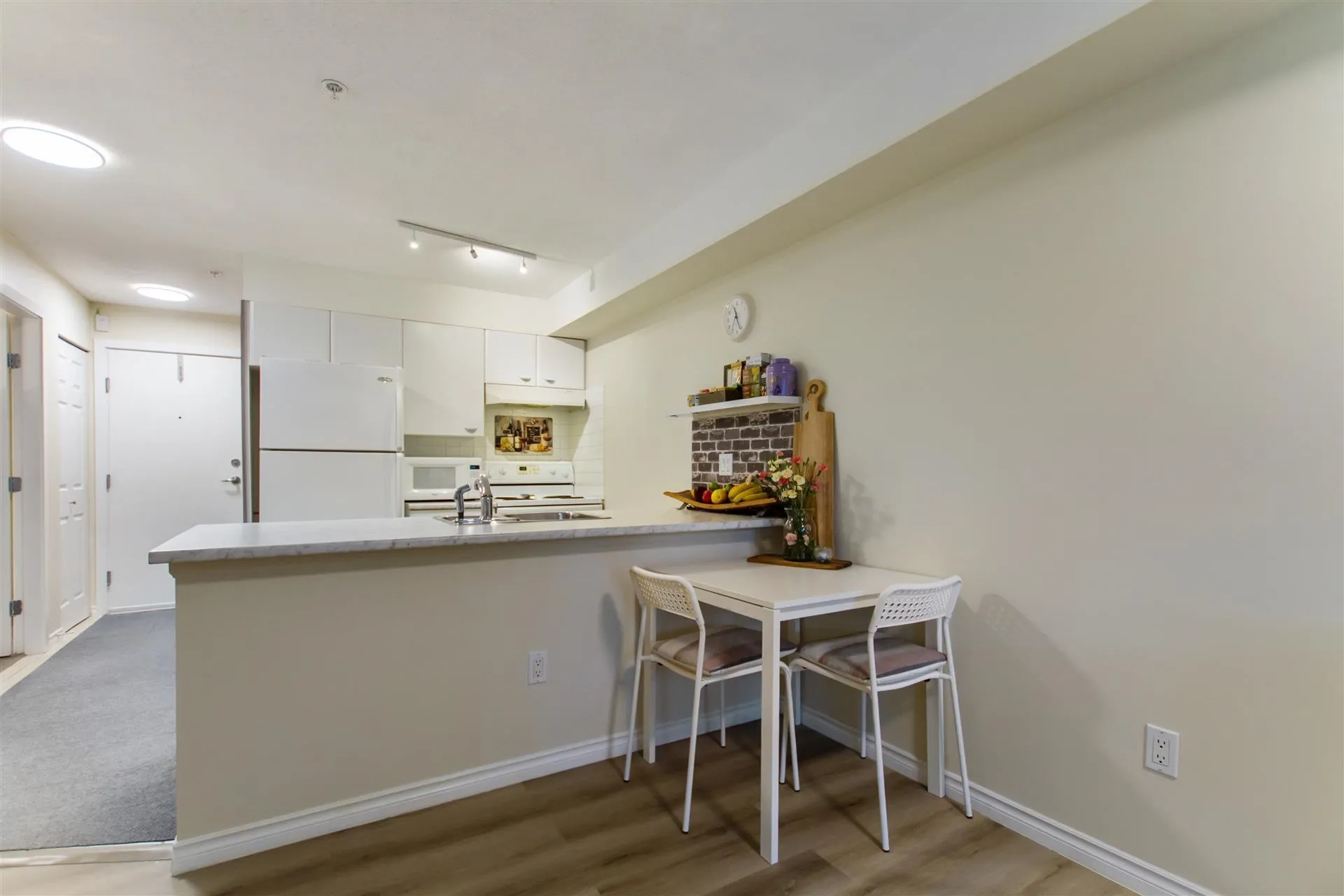 14877 100 Avenue #107