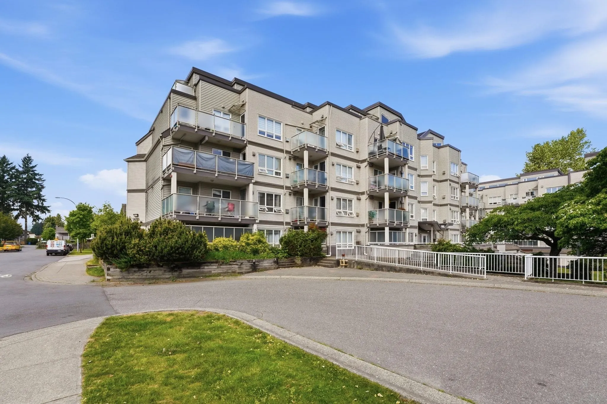 14355 103 Avenue #105