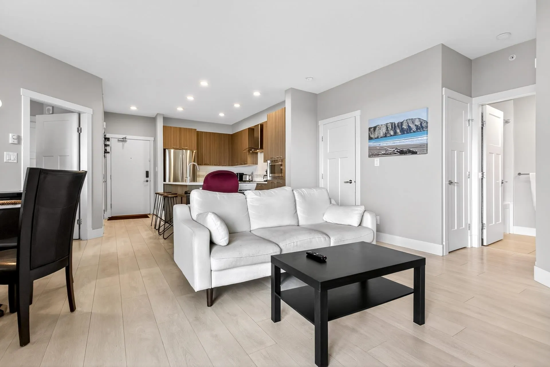 4690 Hawk Lane #414