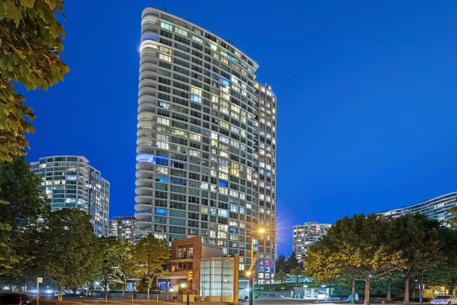 1009 Expo Boulevard #307