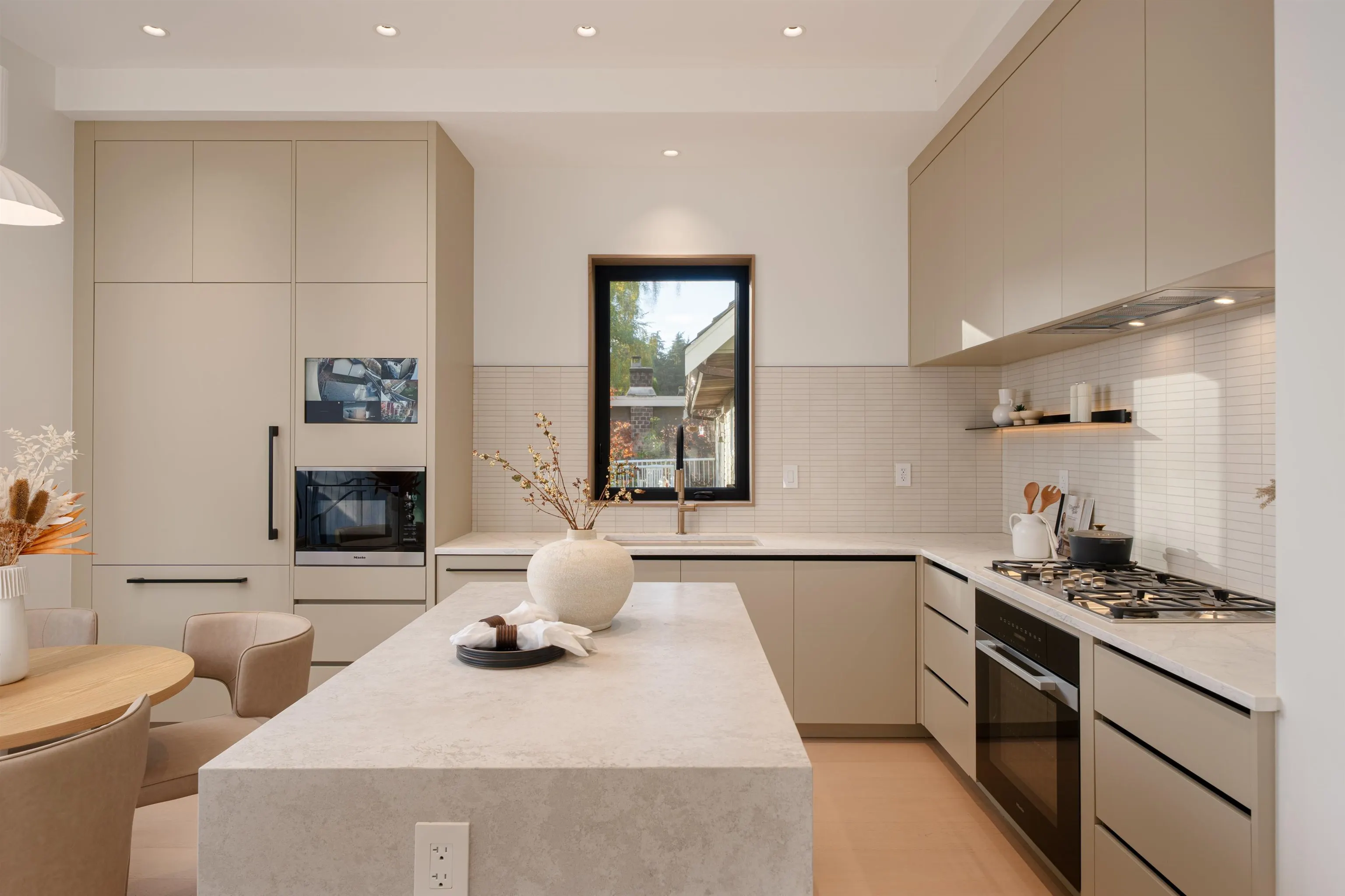 4018 W 21st Avenue #2