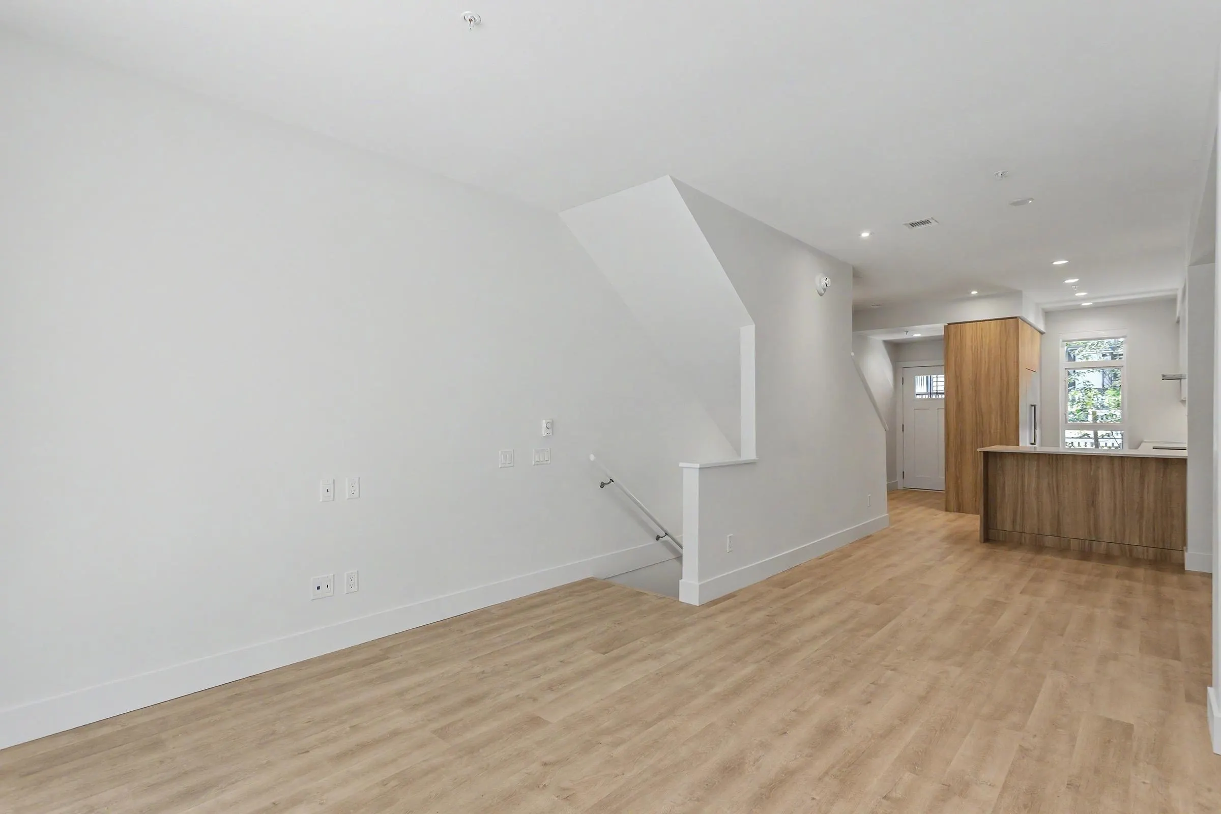 2304 Emery Court #105